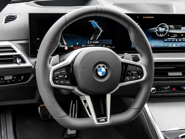 BMW 4 Series view 9