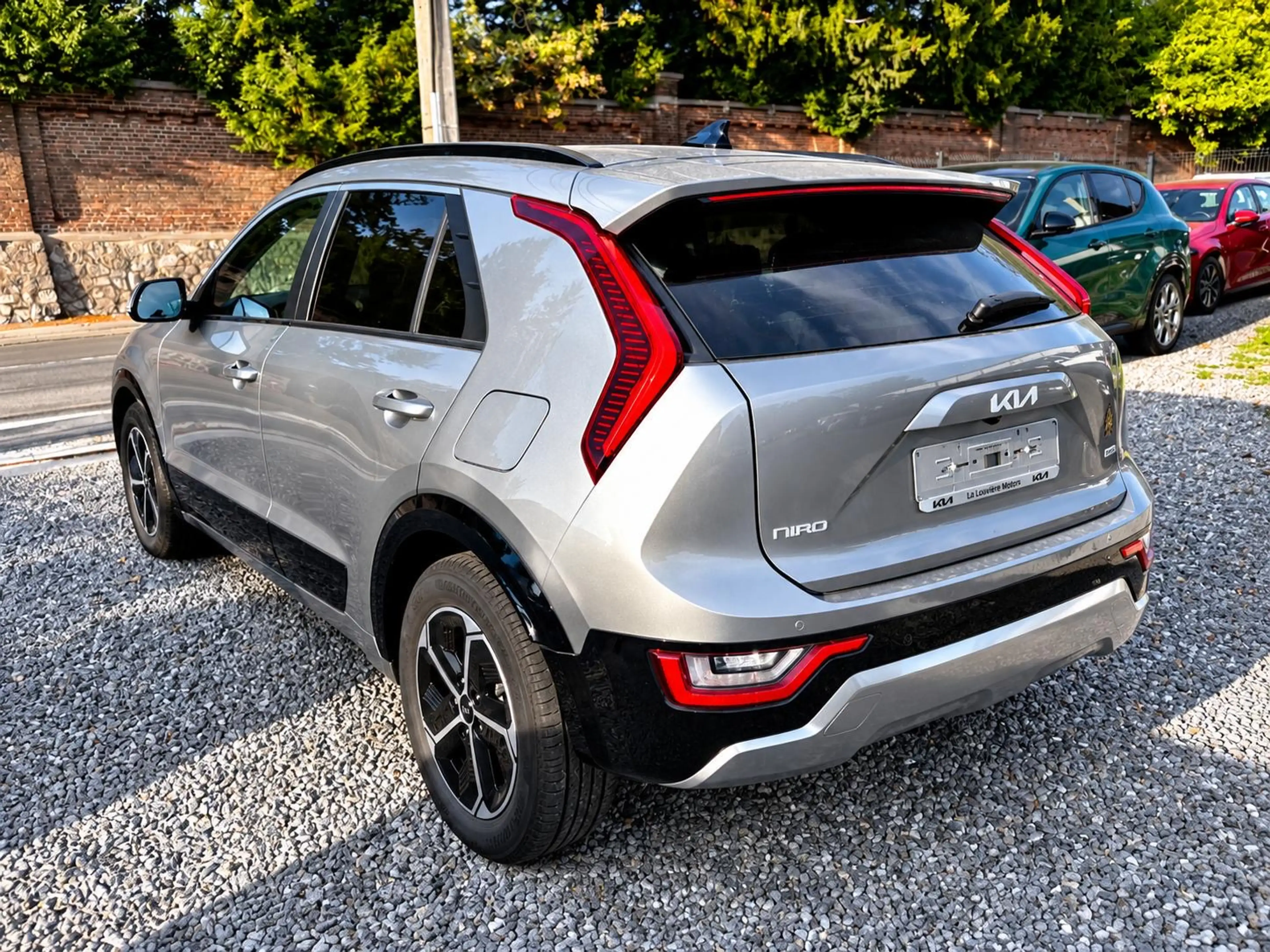 Kia Niro HYBRIDE * GARANTIE KIA 2029 * AUTOMATIQUE * ÉTAT SHOWROOM — photo 8