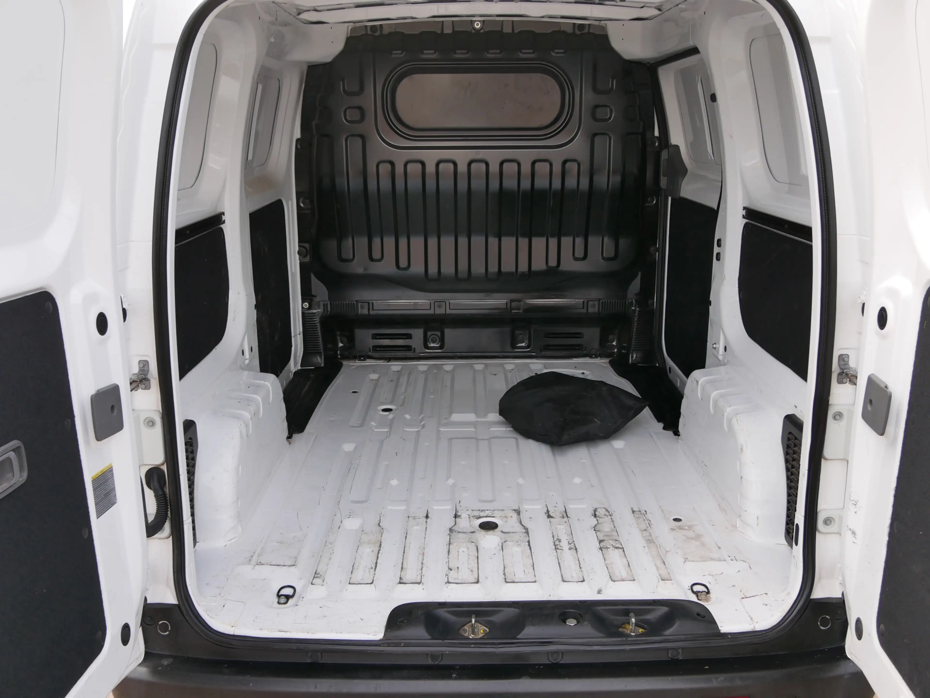Nissan E-NV200 Visia 40 kWh | CLIMA | AUDIO | € 10299 EX BTW — photo 11