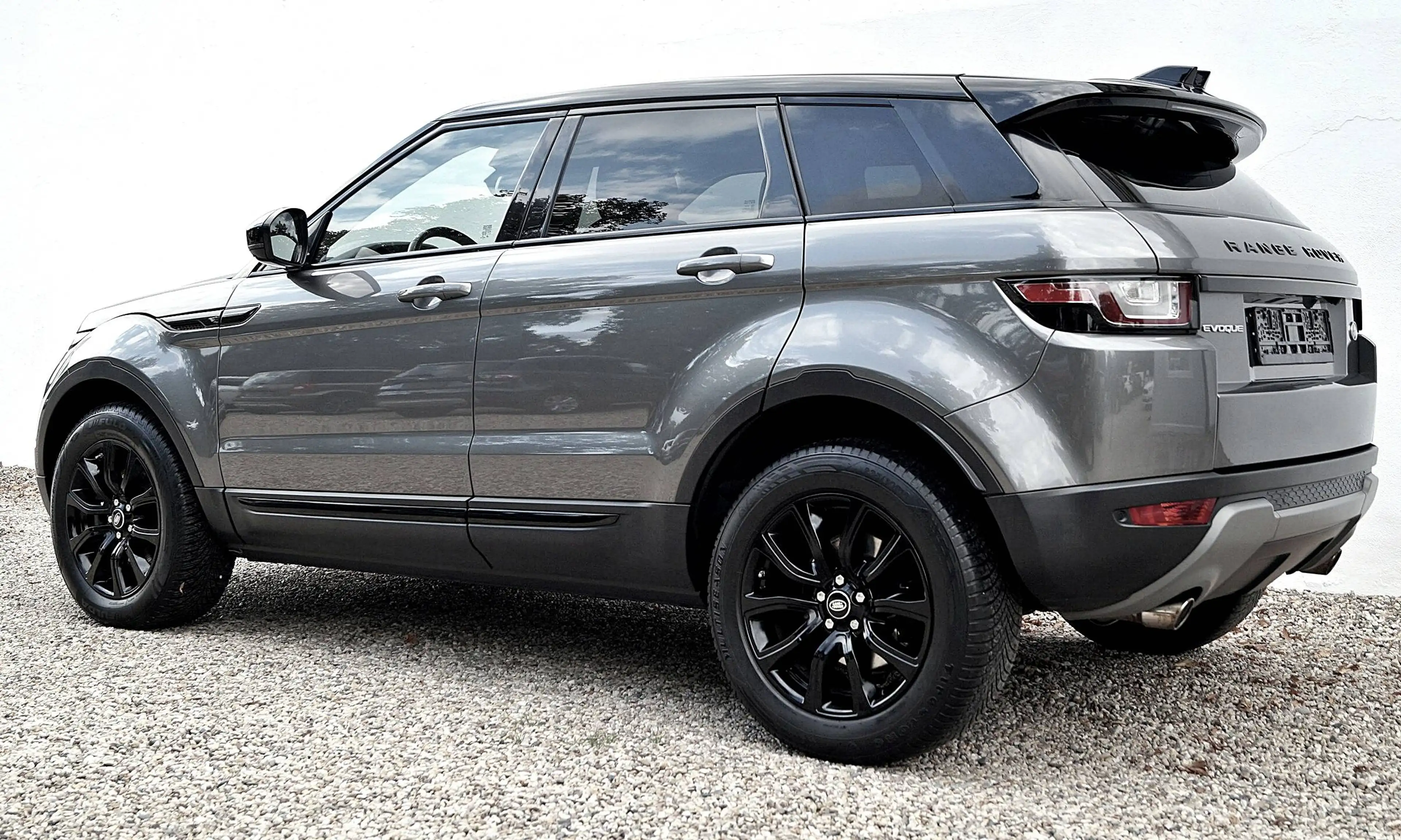 Land Rover Range Rover Evoque 2.0 TD4 AWD D150 -GEPFLEGT-GEPRÜFT-MIT TOLLEN EXTRAS- *GERNE AUCH MIT GARANTIE* — photo 3