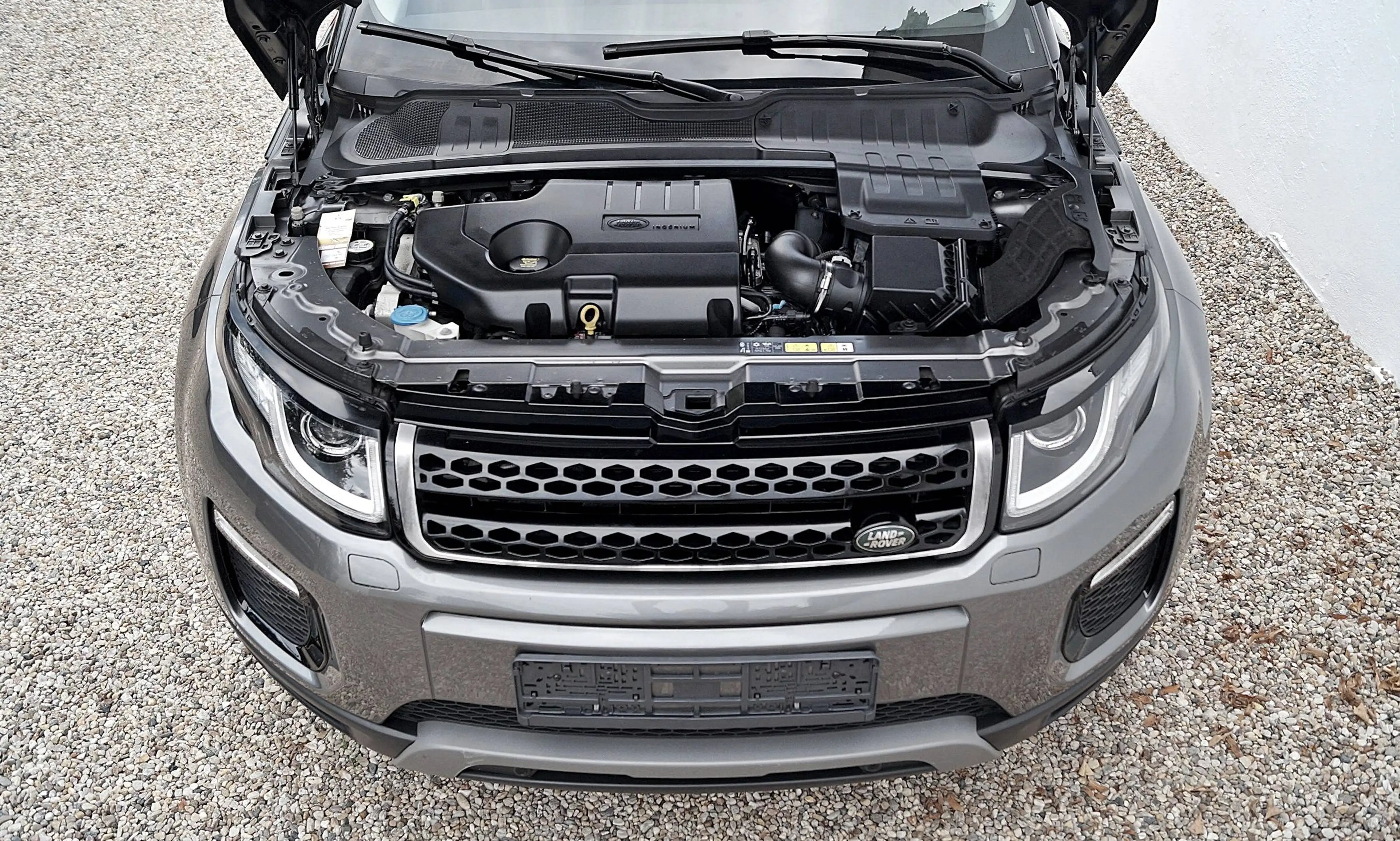 Land Rover Range Rover Evoque 2.0 TD4 AWD D150 -GEPFLEGT-GEPRÜFT-MIT TOLLEN EXTRAS- *GERNE AUCH MIT GARANTIE* — photo 6