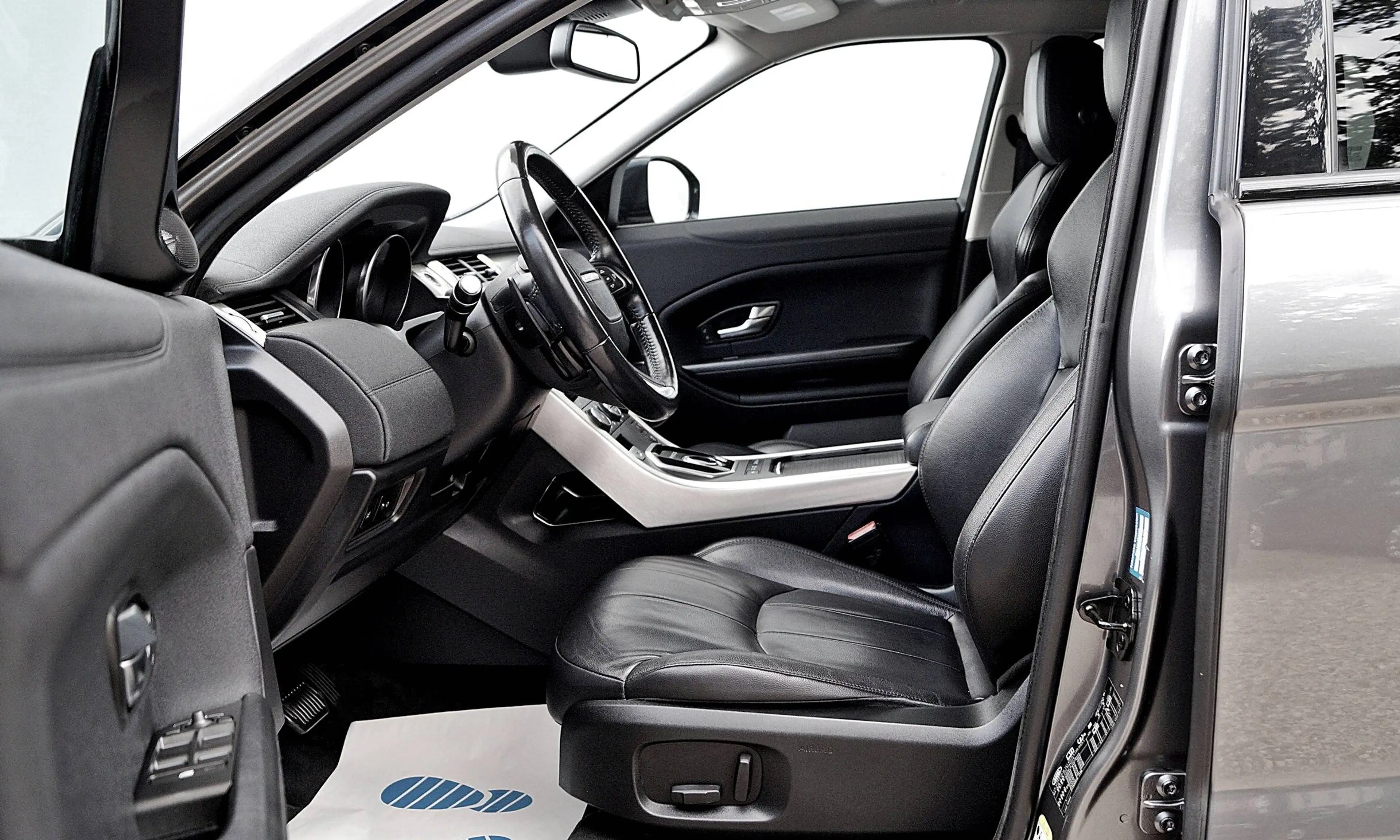Land Rover Range Rover Evoque 2.0 TD4 AWD D150 -GEPFLEGT-GEPRÜFT-MIT TOLLEN EXTRAS- *GERNE AUCH MIT GARANTIE* — photo 8