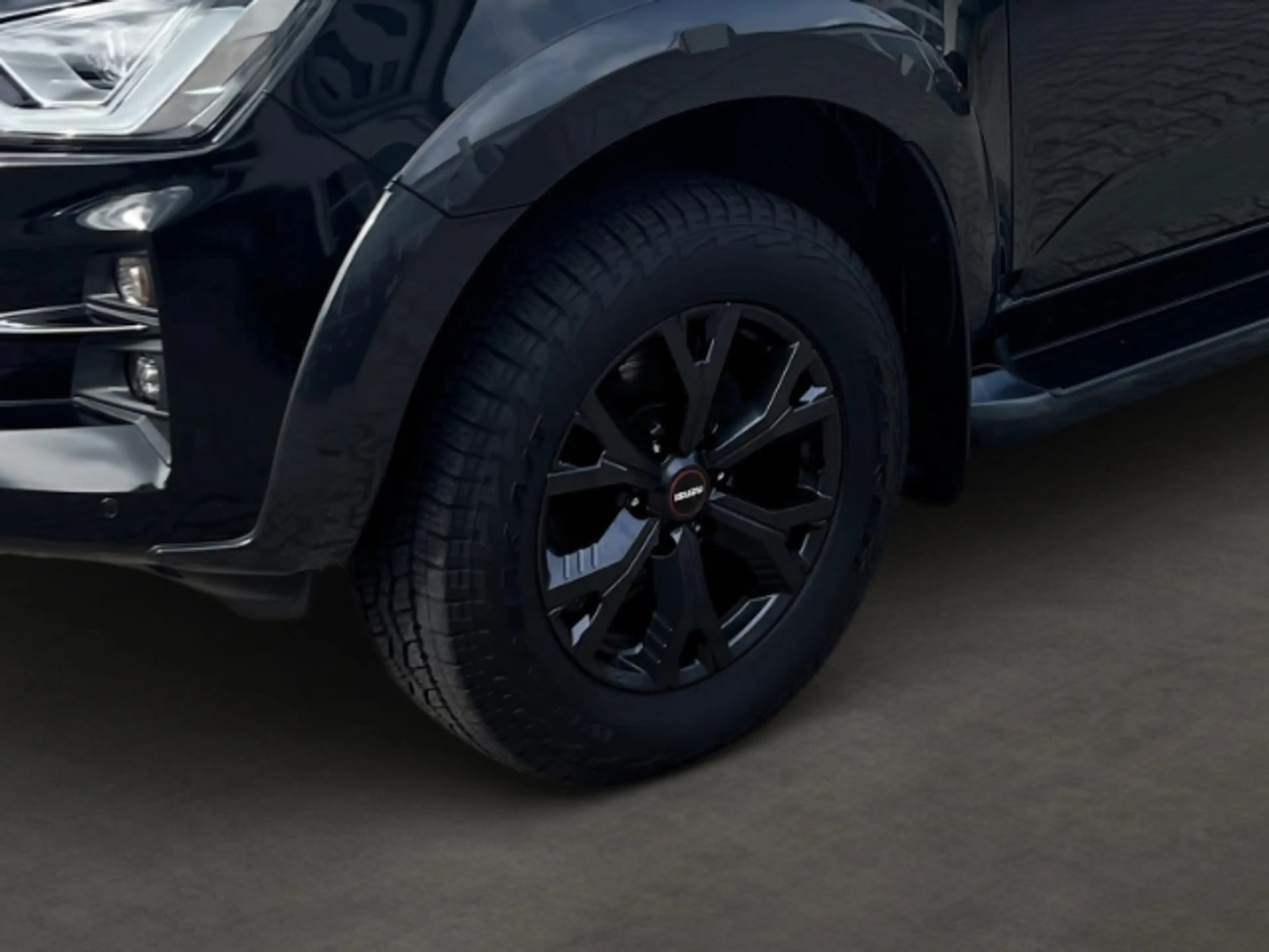 Isuzu D-Max D-MAx 1,9 TD Space Cab 4 WD V-Cross 1.9 S Navi App — photo 7