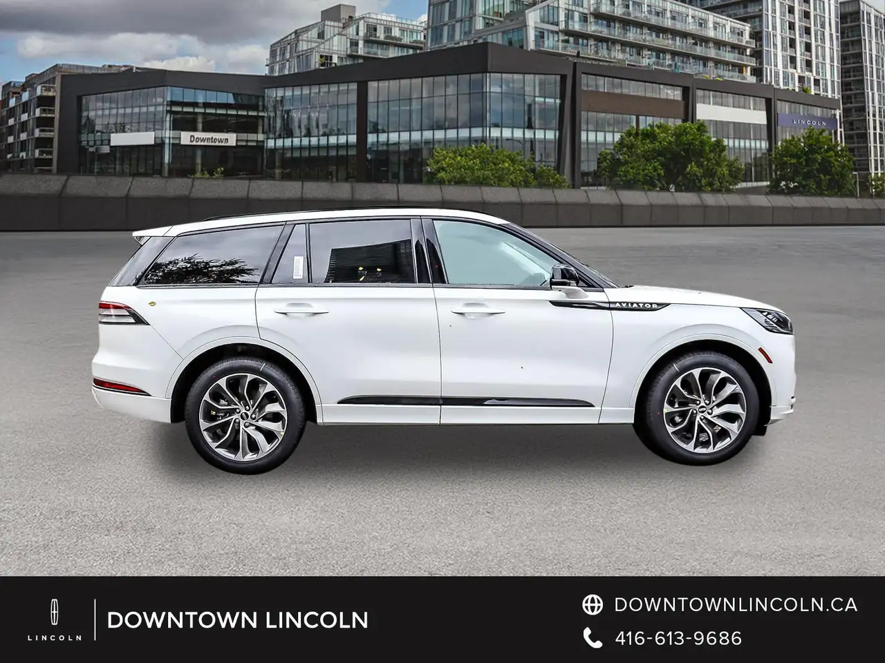 Lincoln Aviator снимка Lincoln Aviator