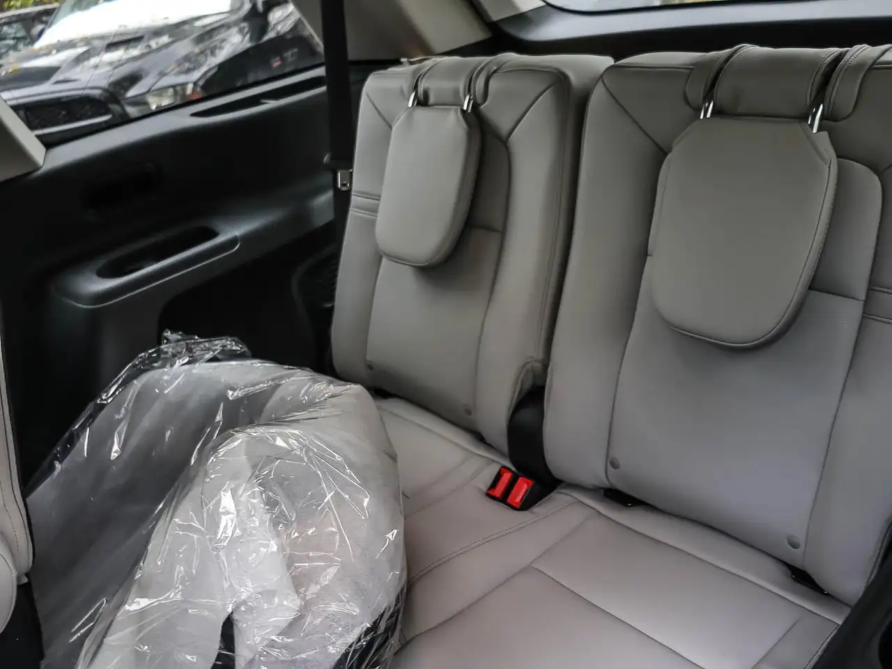 Lincoln Aviator снимка Lincoln Aviator