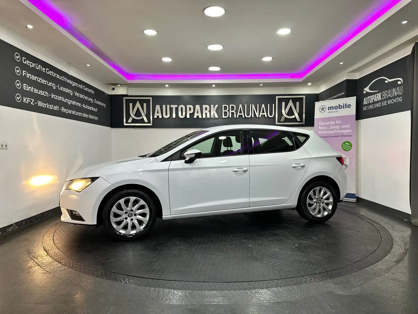 SEAT Leon 1.6 TDI Style *SZH* Weiß - 2