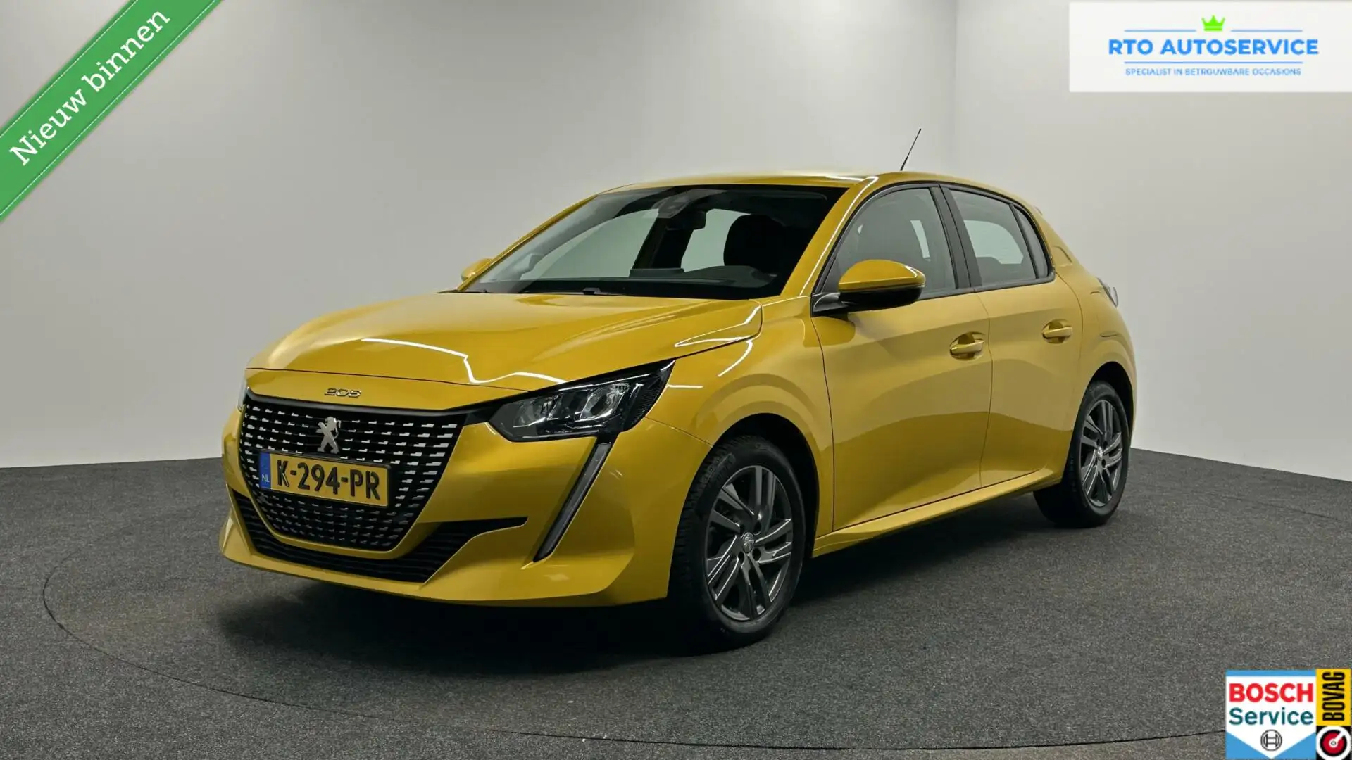 Peugeot 208 1.2 PureTech Blue Lease Active CARPLAY CRUISE NAVI Gelb - 1