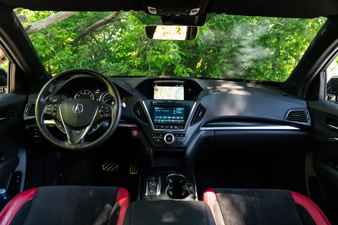 Acura MDX снимка Acura MDX
