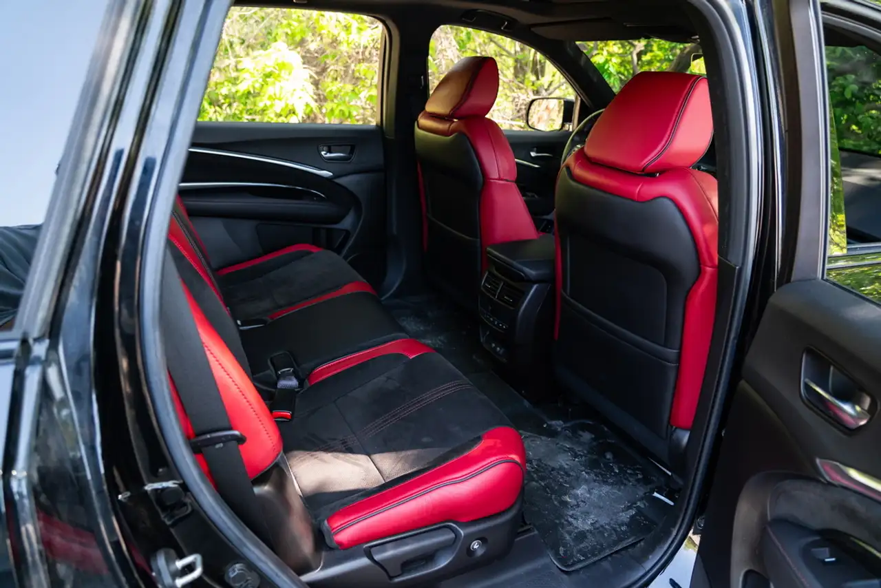 Acura MDX снимка Acura MDX
