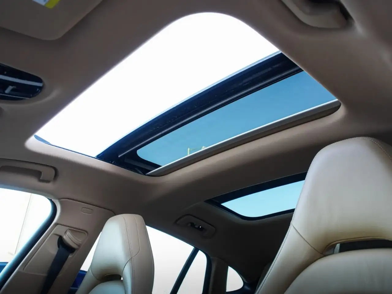 Porsche Panamera снимка Porsche Panamera