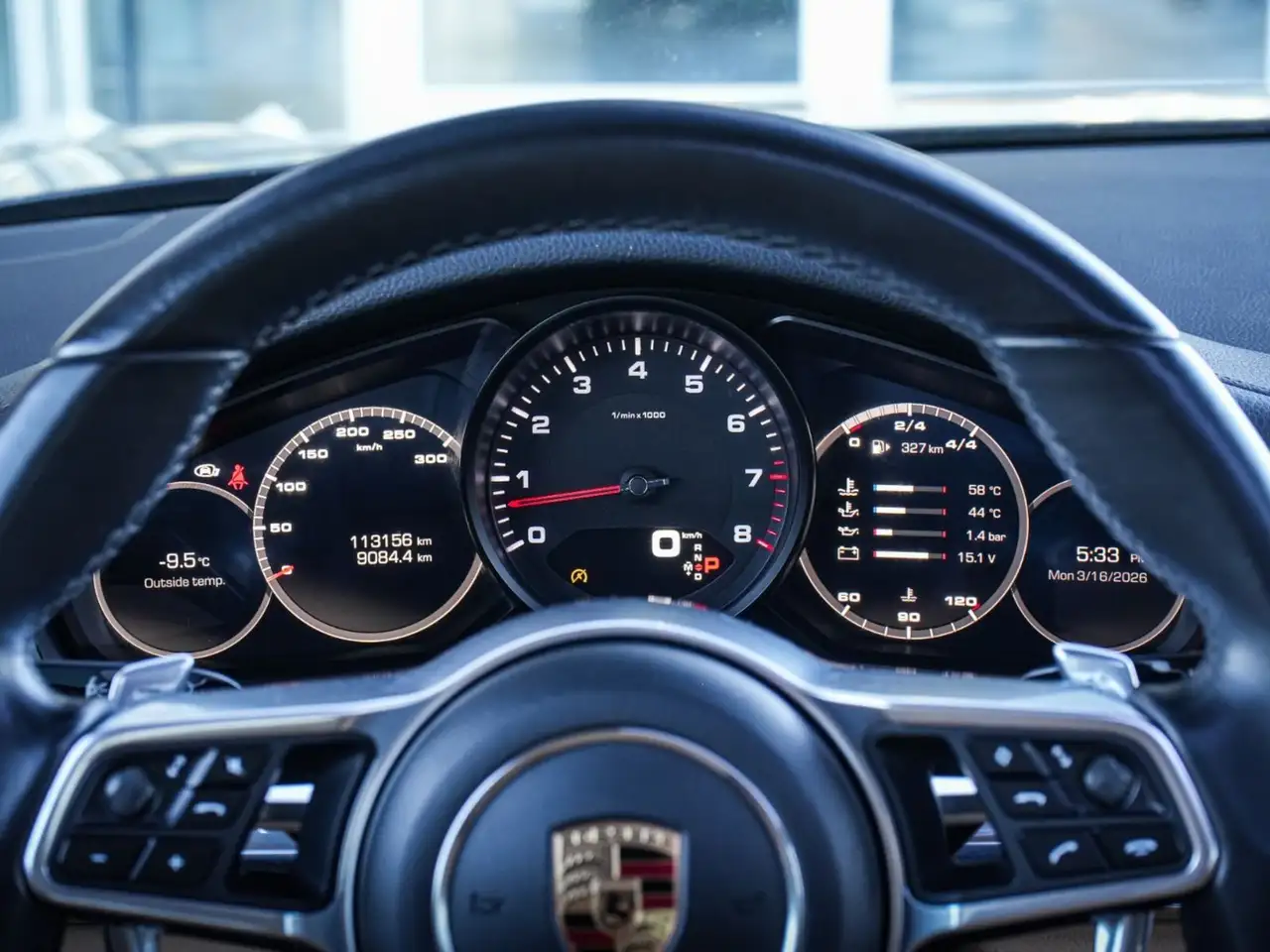 Porsche Panamera снимка Porsche Panamera