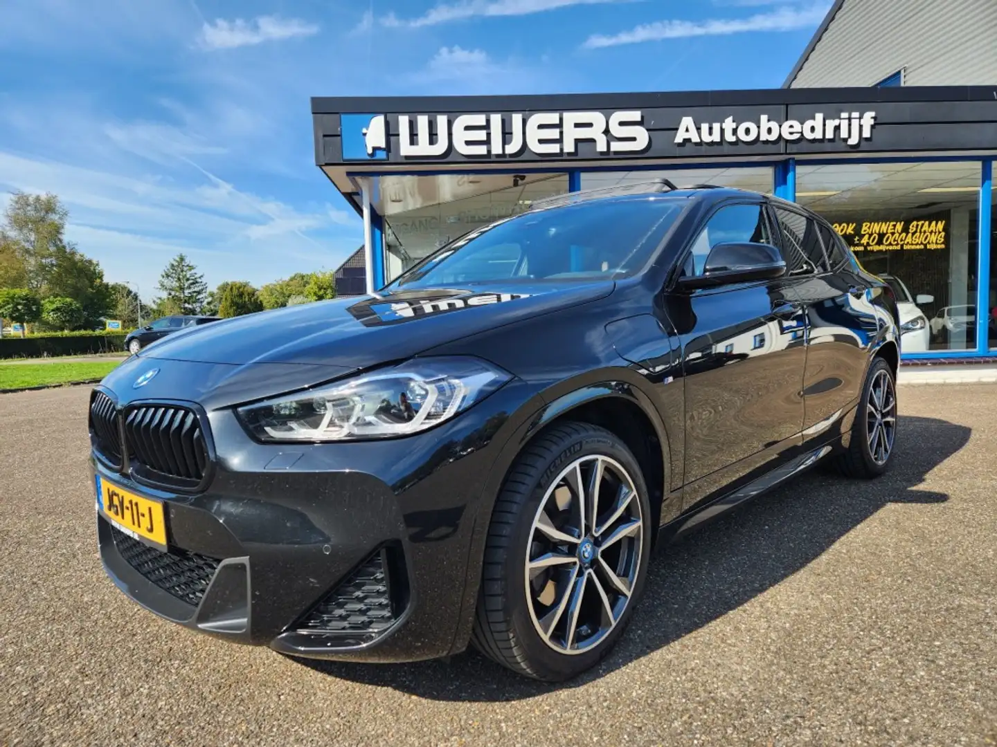 BMW X2 xDrive25e High Executive M-sport, Panorama, Harman Noir - 1