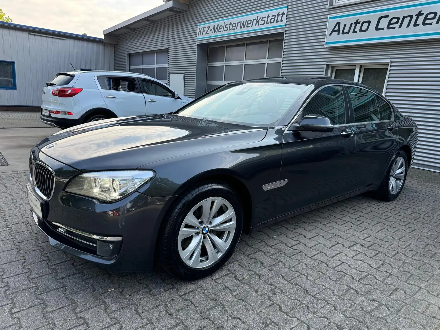 BMW 730 d  xDrive Automatik Gri - 1