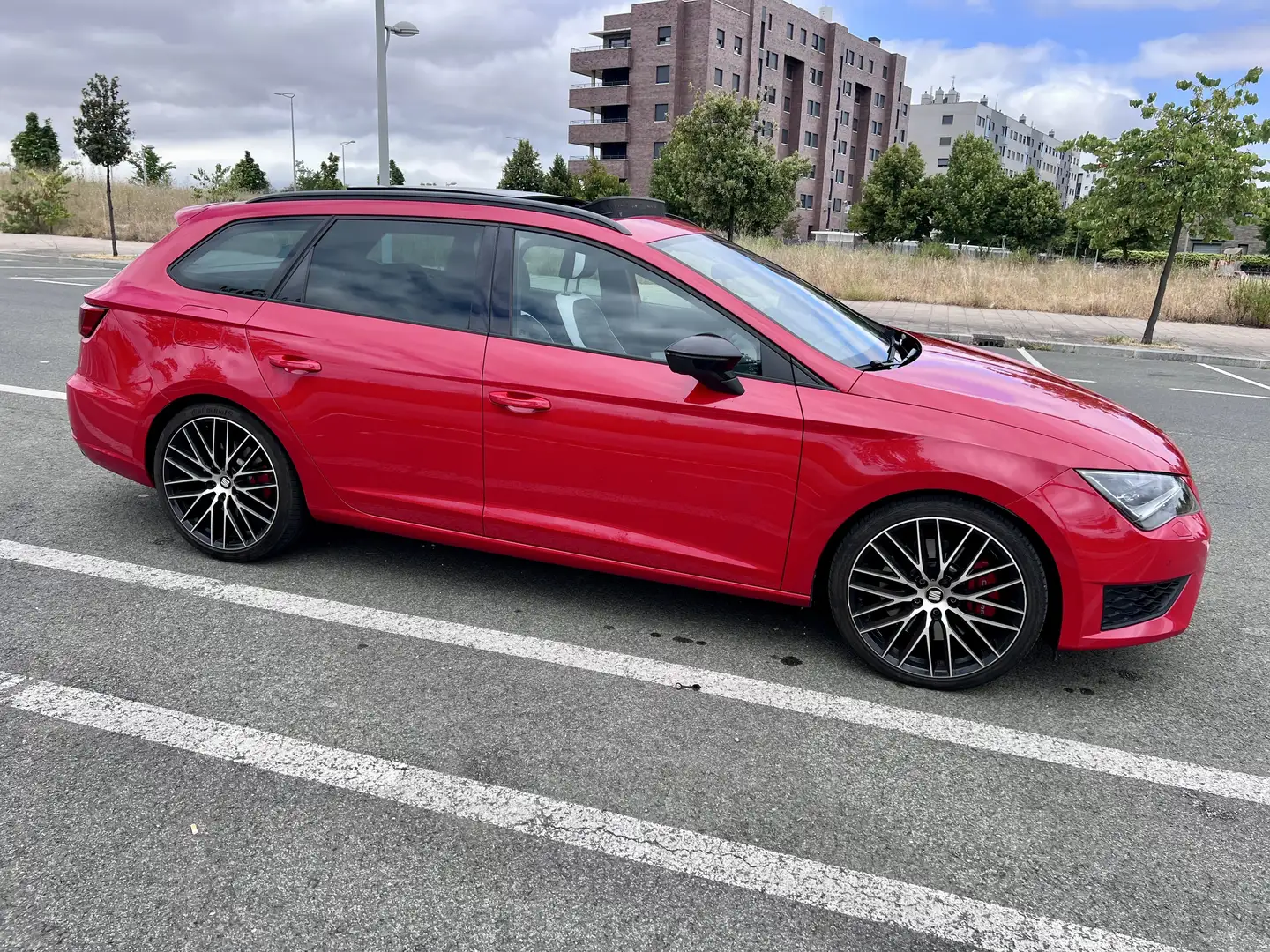 SEAT Leon León ST 2.0 TSI S&S Cupra DSG6 290 - 2