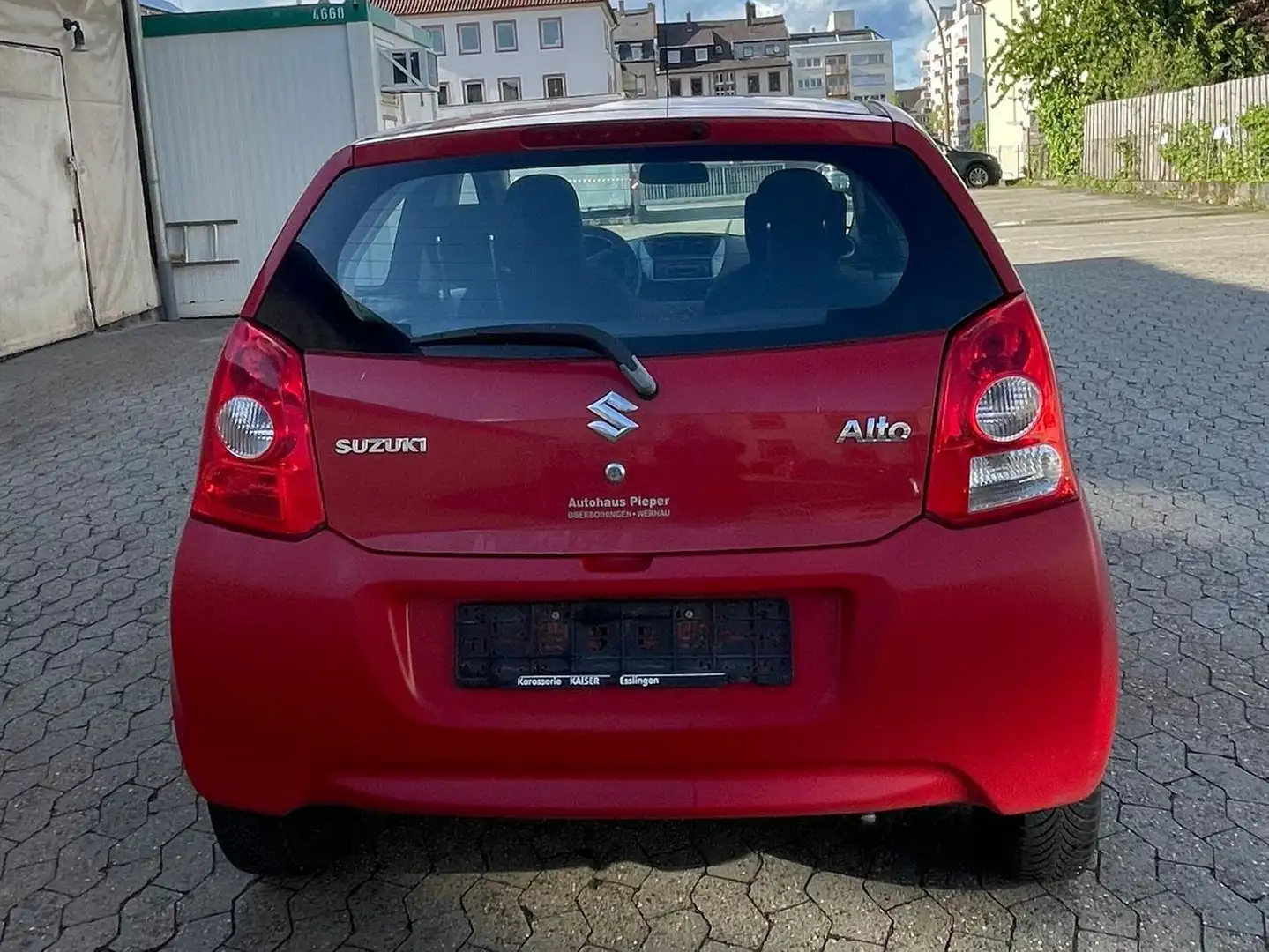 Suzuki Alto Basis Червоний - 2