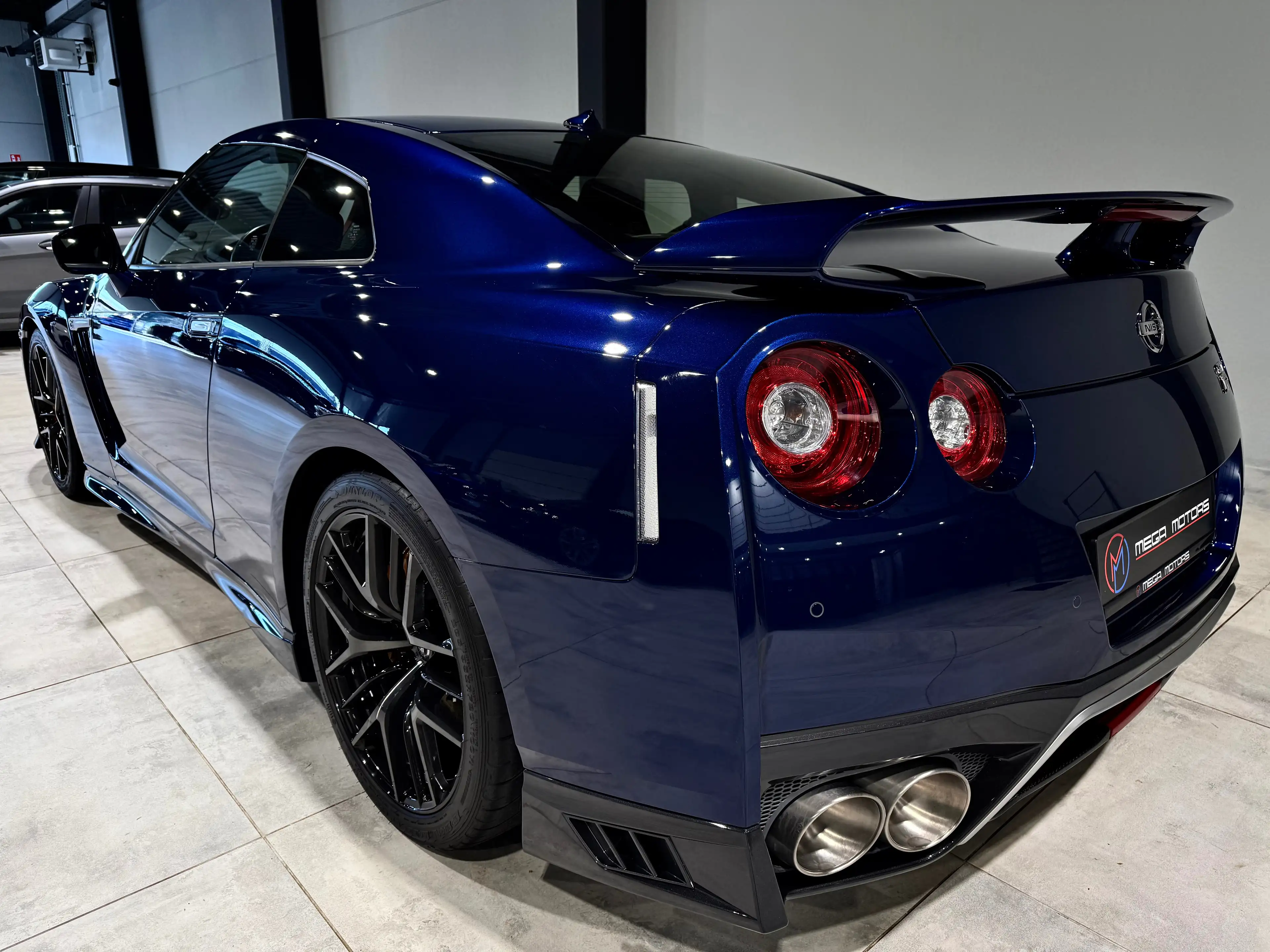 Nissan GT-R 3.8 V6 Bi-TURBO 570CV !! 12.847KM !! 1ER MAiN !! — photo 2