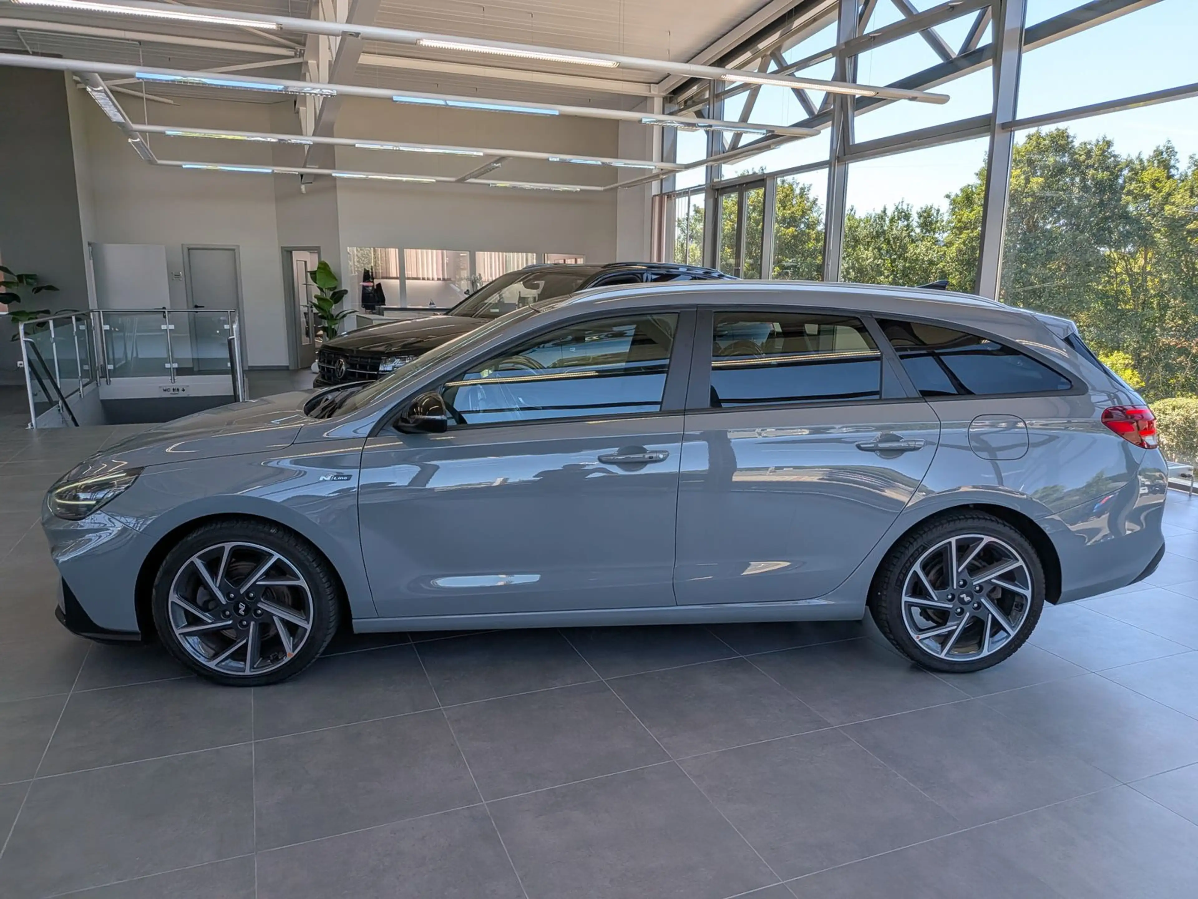 Hyundai i30 1.5 N-Line LED Kamera Pano Keyless 18" — photo 4
