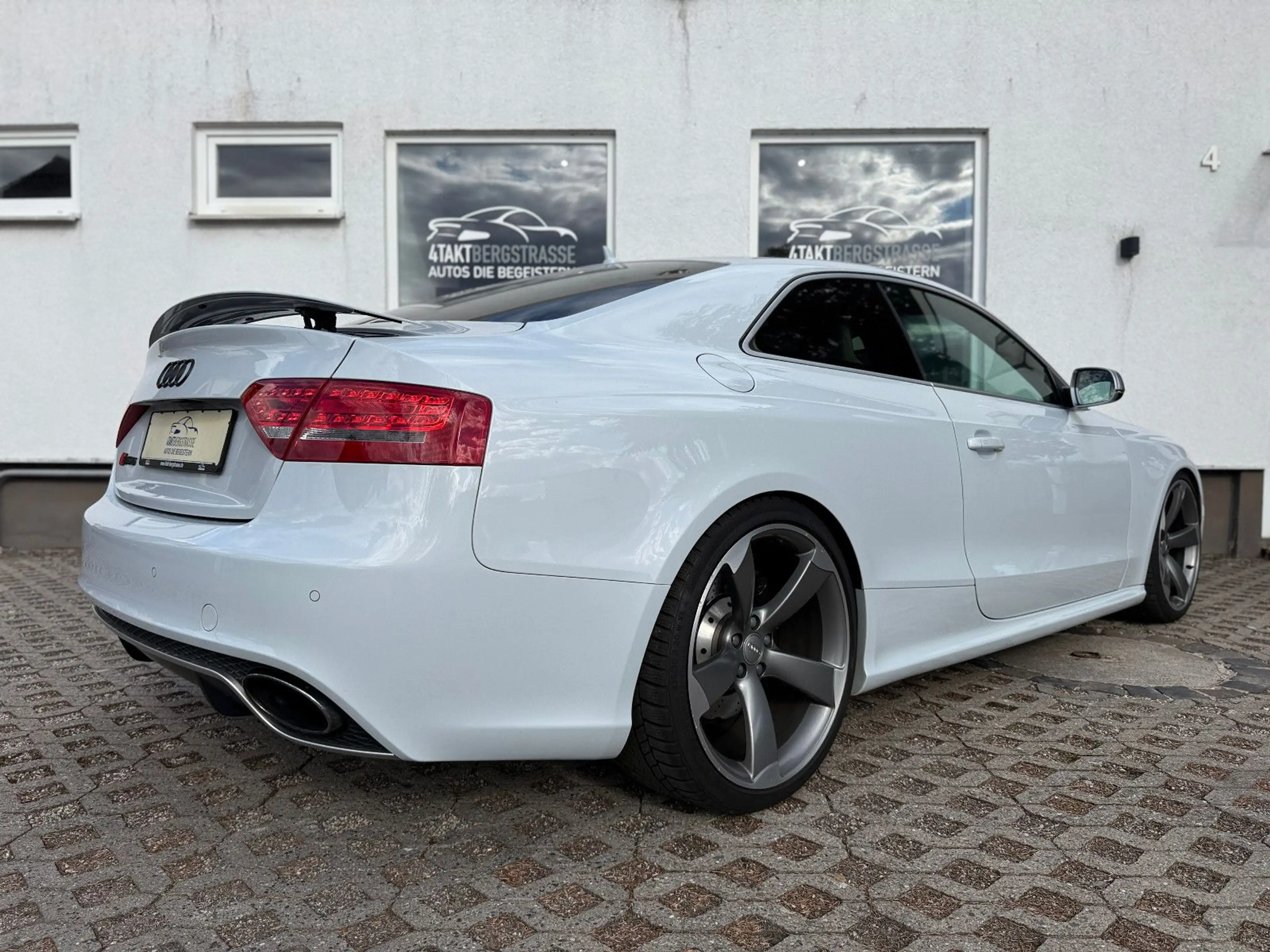 Audi RS5 Coupe 4.2 FSI quattro S-Tronic Leder B&O 20" — photo 7