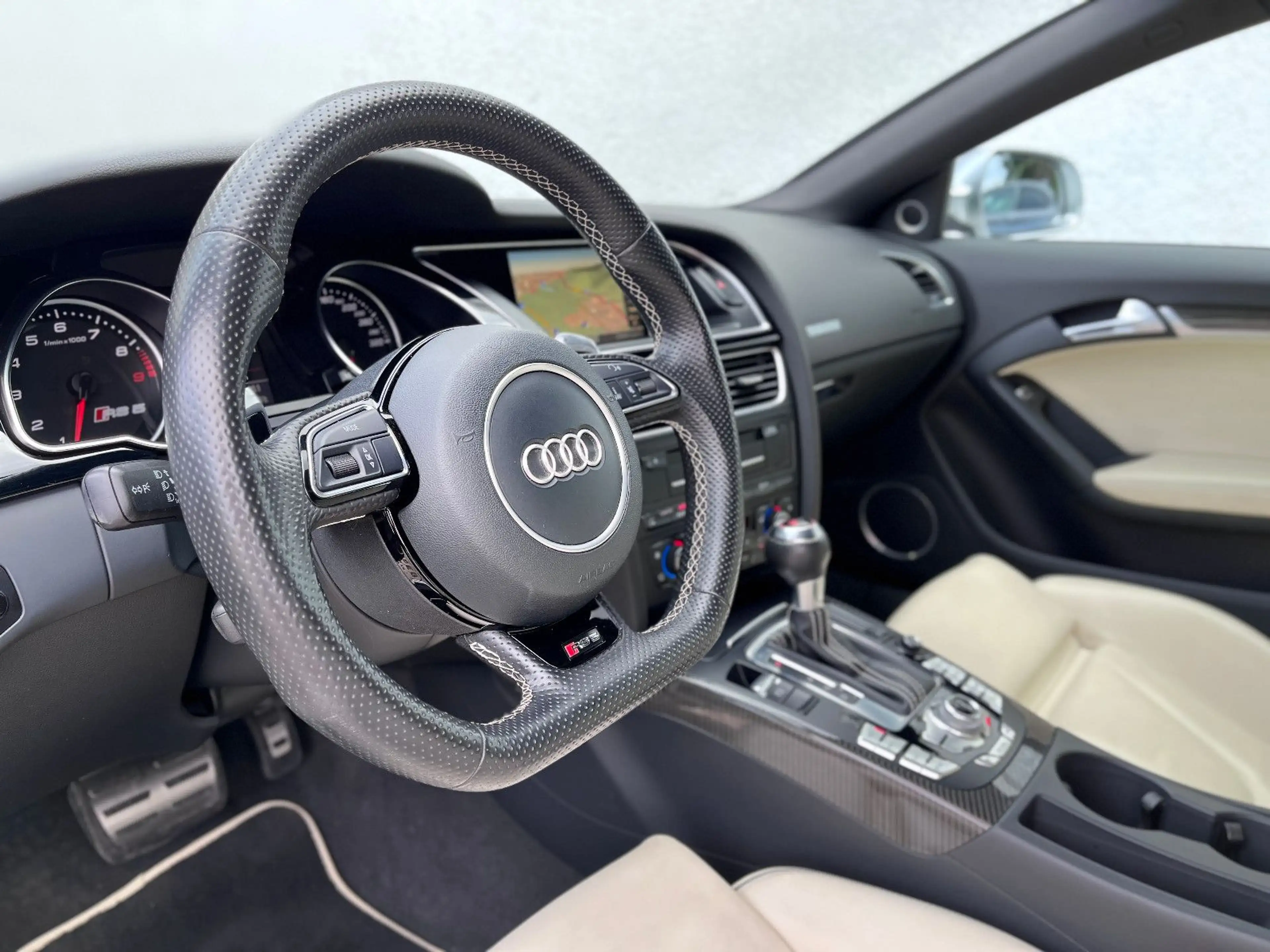Audi RS5 Coupe 4.2 FSI quattro S-Tronic Leder B&O 20" — photo 12