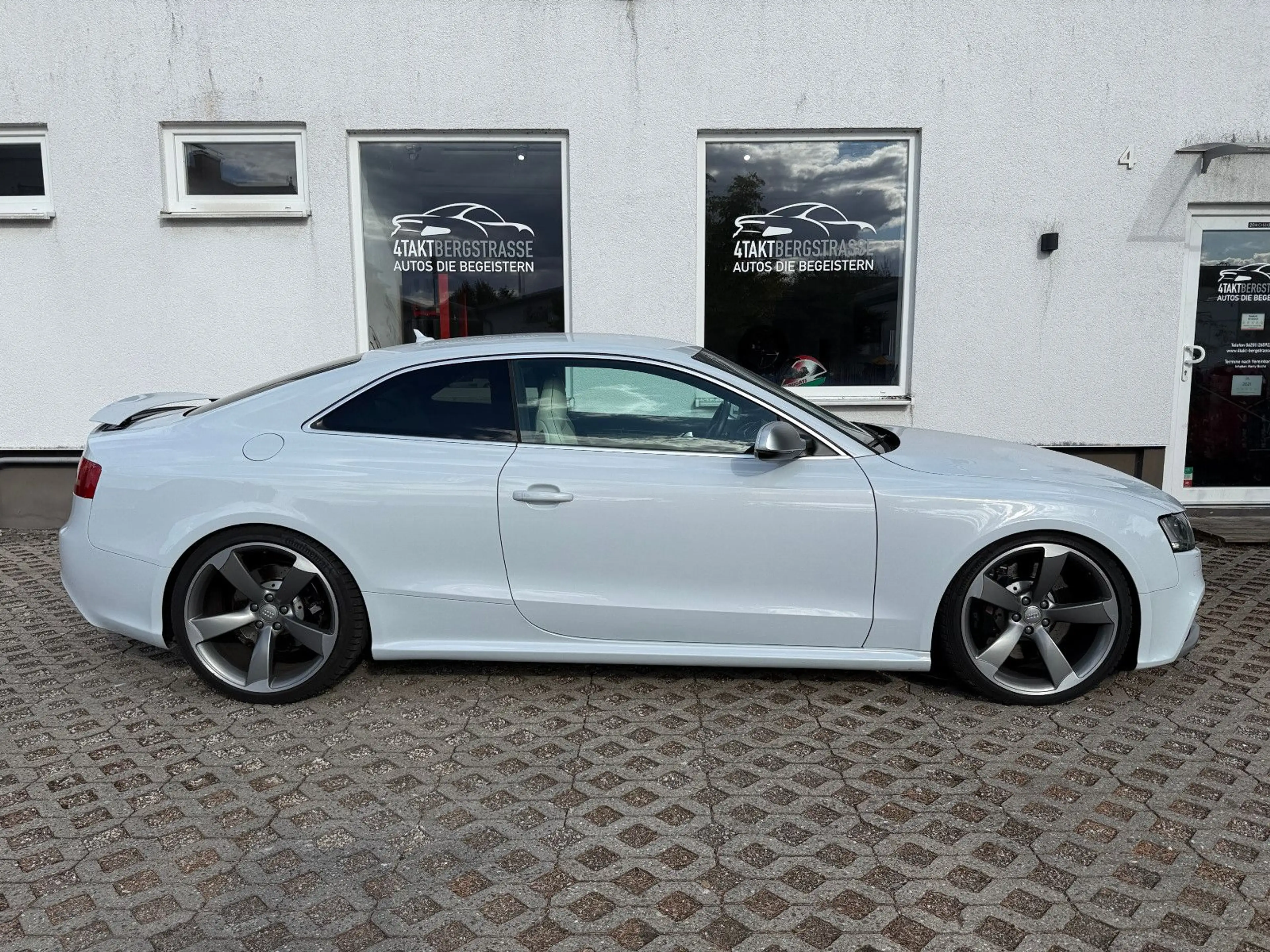 Audi RS5 Coupe 4.2 FSI quattro S-Tronic Leder B&O 20" — photo 6