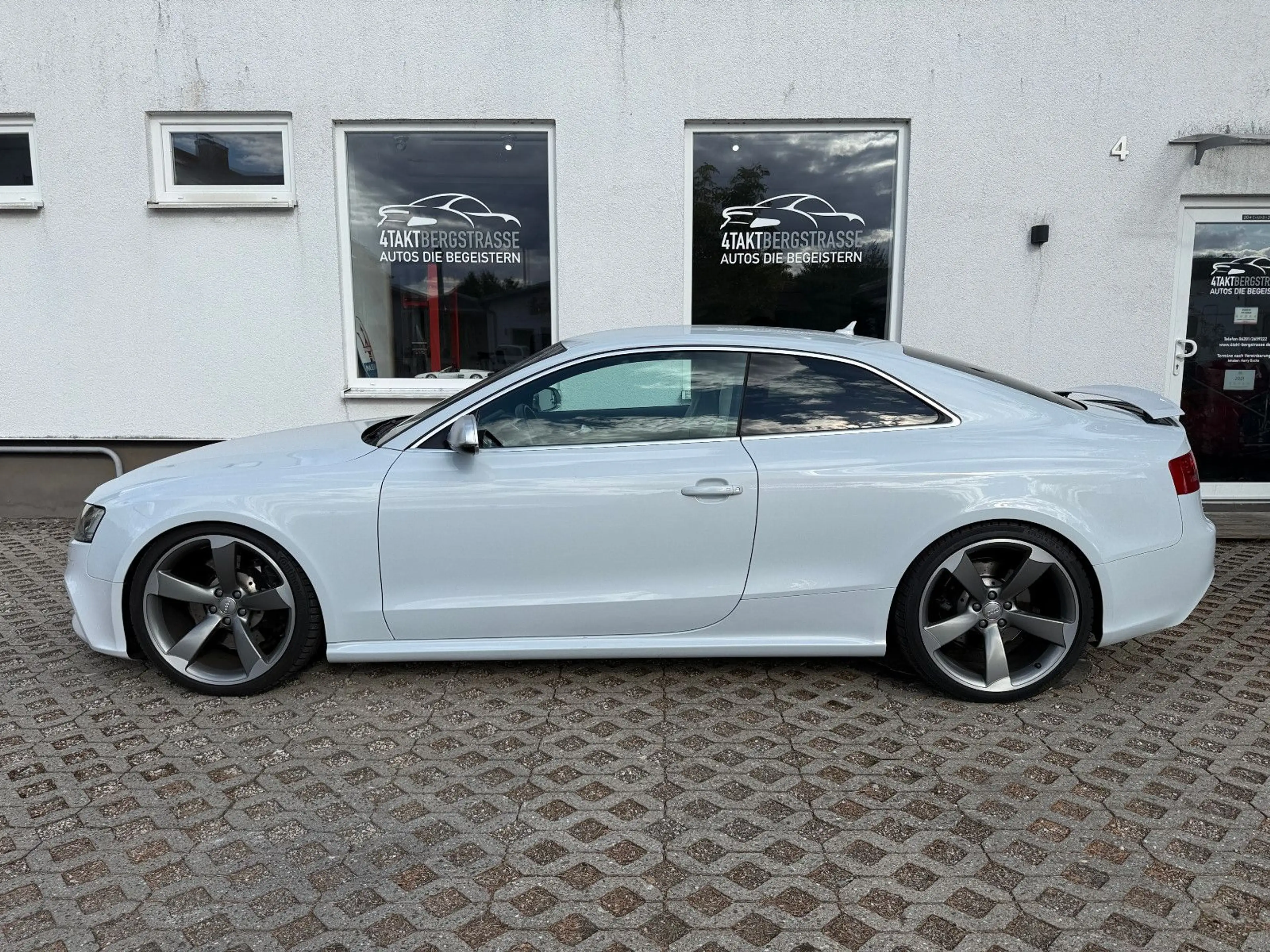 Audi RS5 Coupe 4.2 FSI quattro S-Tronic Leder B&O 20" — photo 5