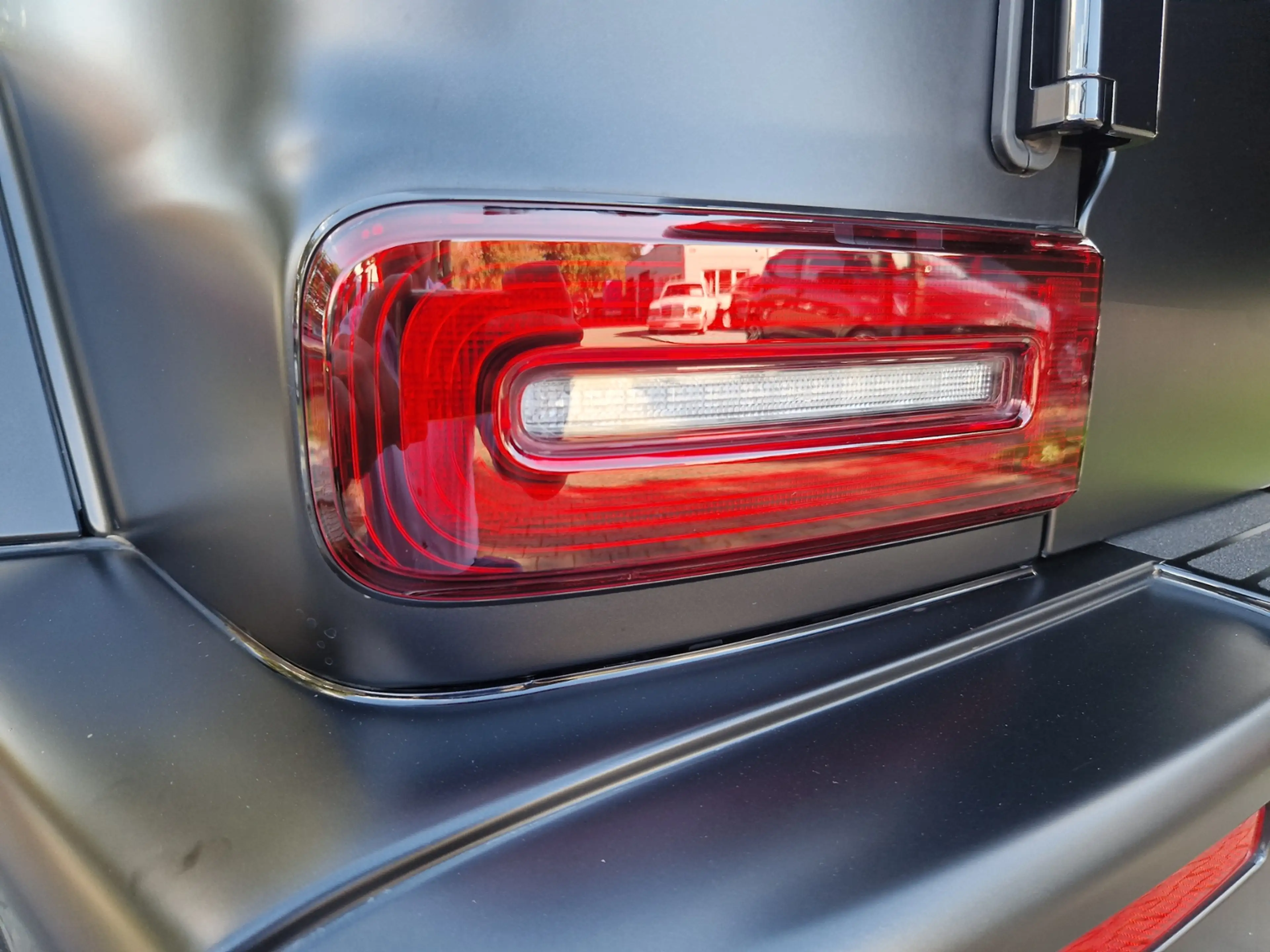 Mercedes-Benz G 63 AMG — photo 12