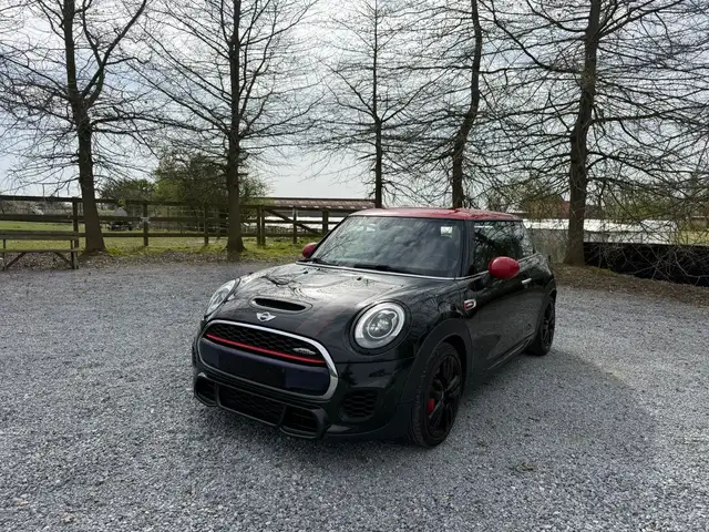 MINI John Cooper Works Mini 2.0 JCW