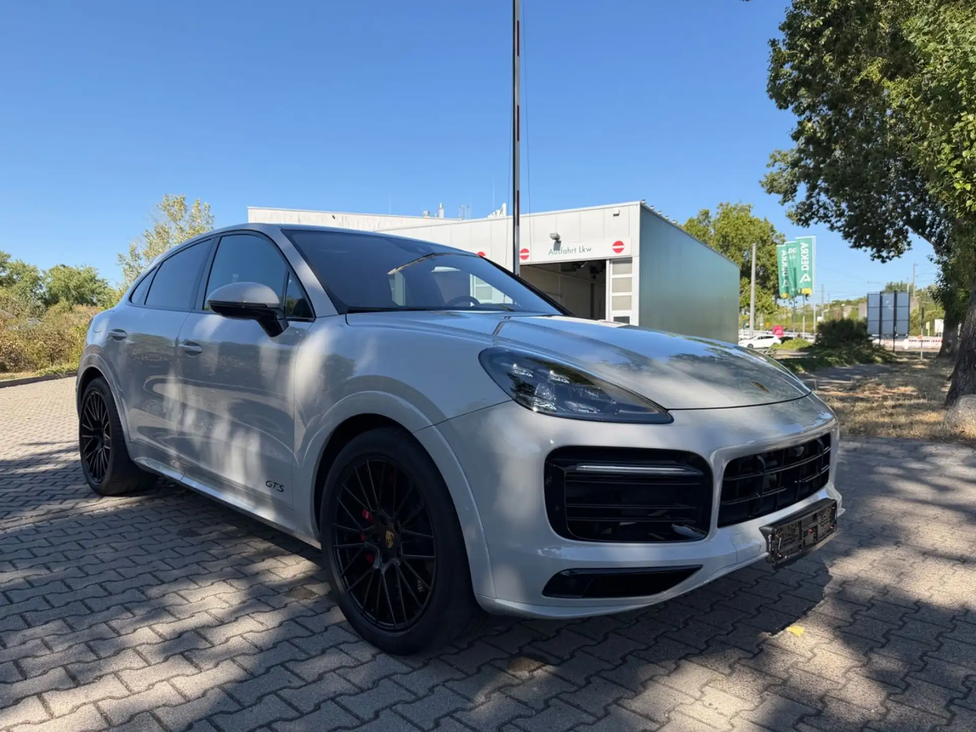 포르쉐 Porsche Cayenne GTS 2020 화이트 사진 3