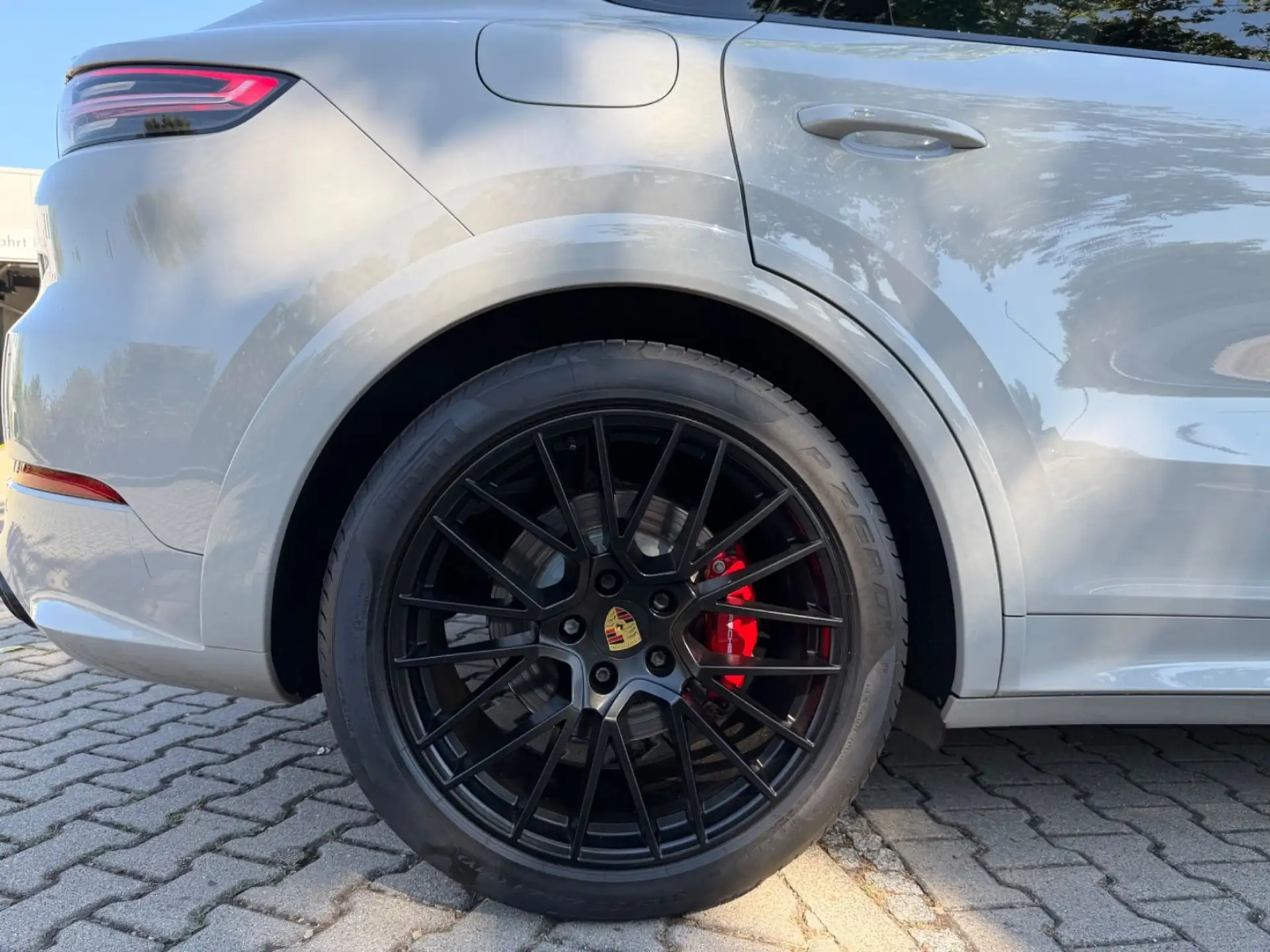 포르쉐 Porsche Cayenne GTS 2020 화이트 사진 7