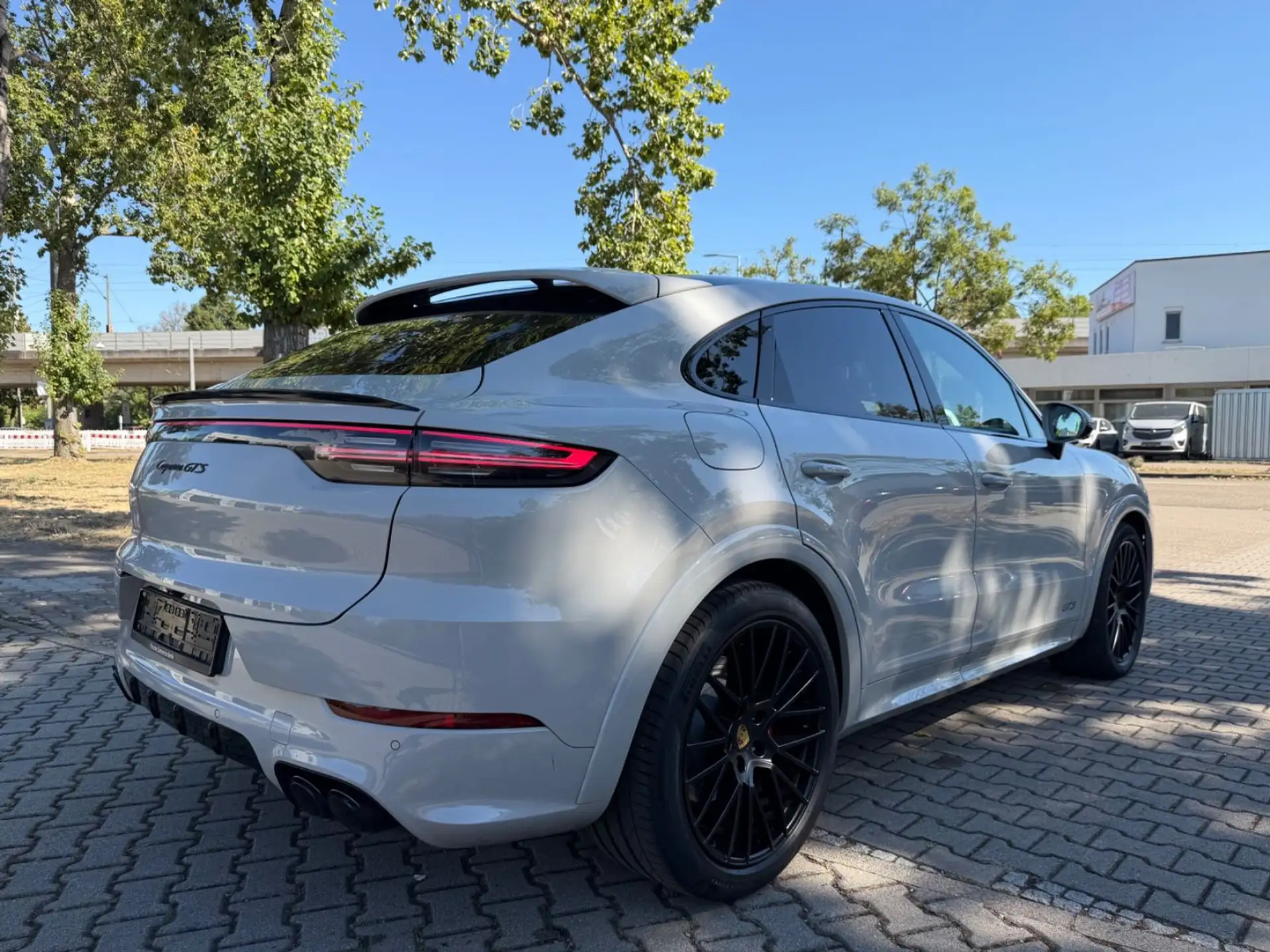 포르쉐 Porsche Cayenne GTS 2020 화이트 사진 6