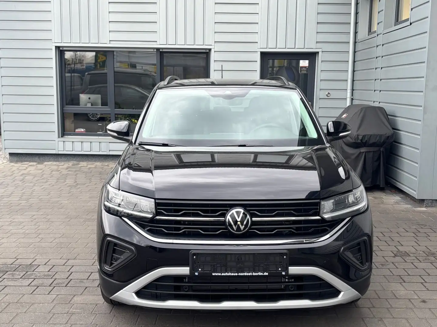 Volkswagen T-Cross LED ACC Spurhalteassistent Navi Digital Schwarz - 1