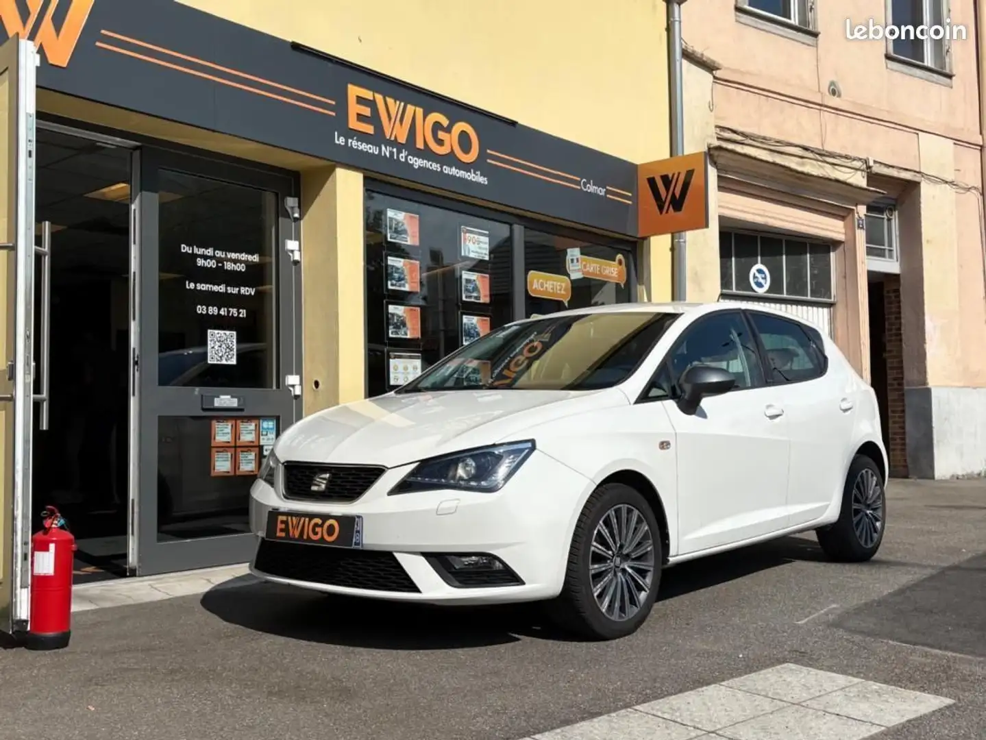 SEAT Ibiza 1.2 TSI 90 CONNECT GARANTIE 6 MOIS Blanc - 1