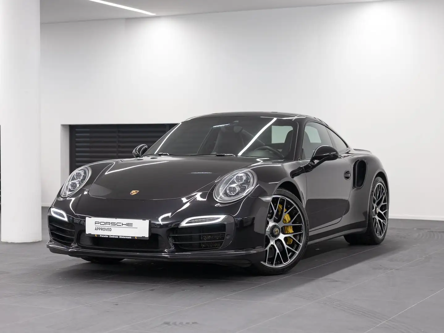 Porsche 911 Turbo S Coupe (991) Schwarz - 1