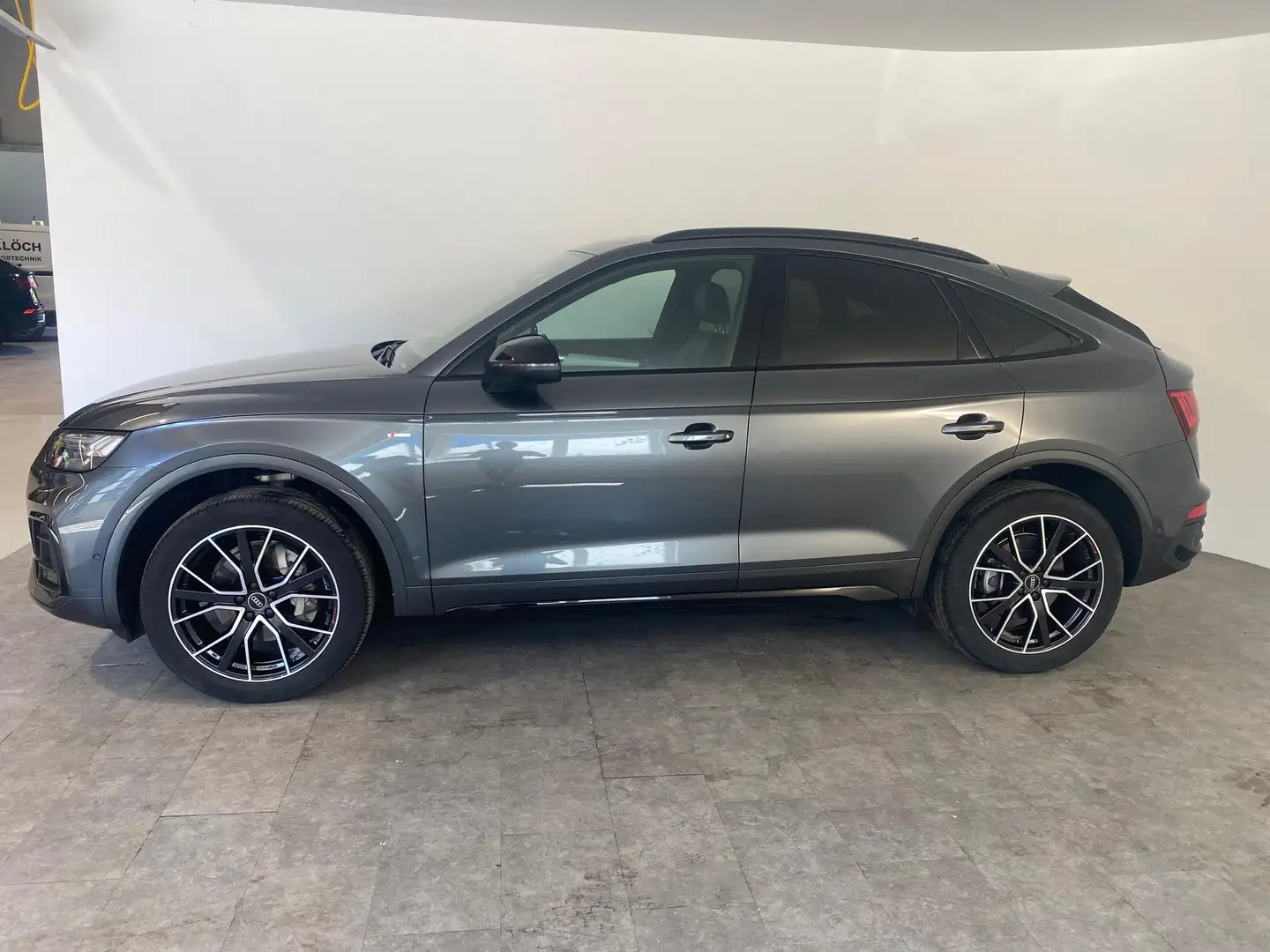 Audi Q5 Sportback 40 2.0 TDI quattro S line MATRIX*NAVI... Grau - 2