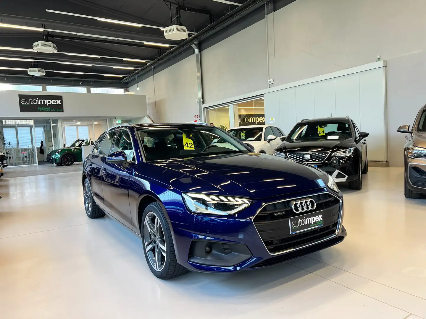 Audi A4 Avant 40 2.0 tdi quattro 190cv s-tronic MATRIX/18" Bleu - 1