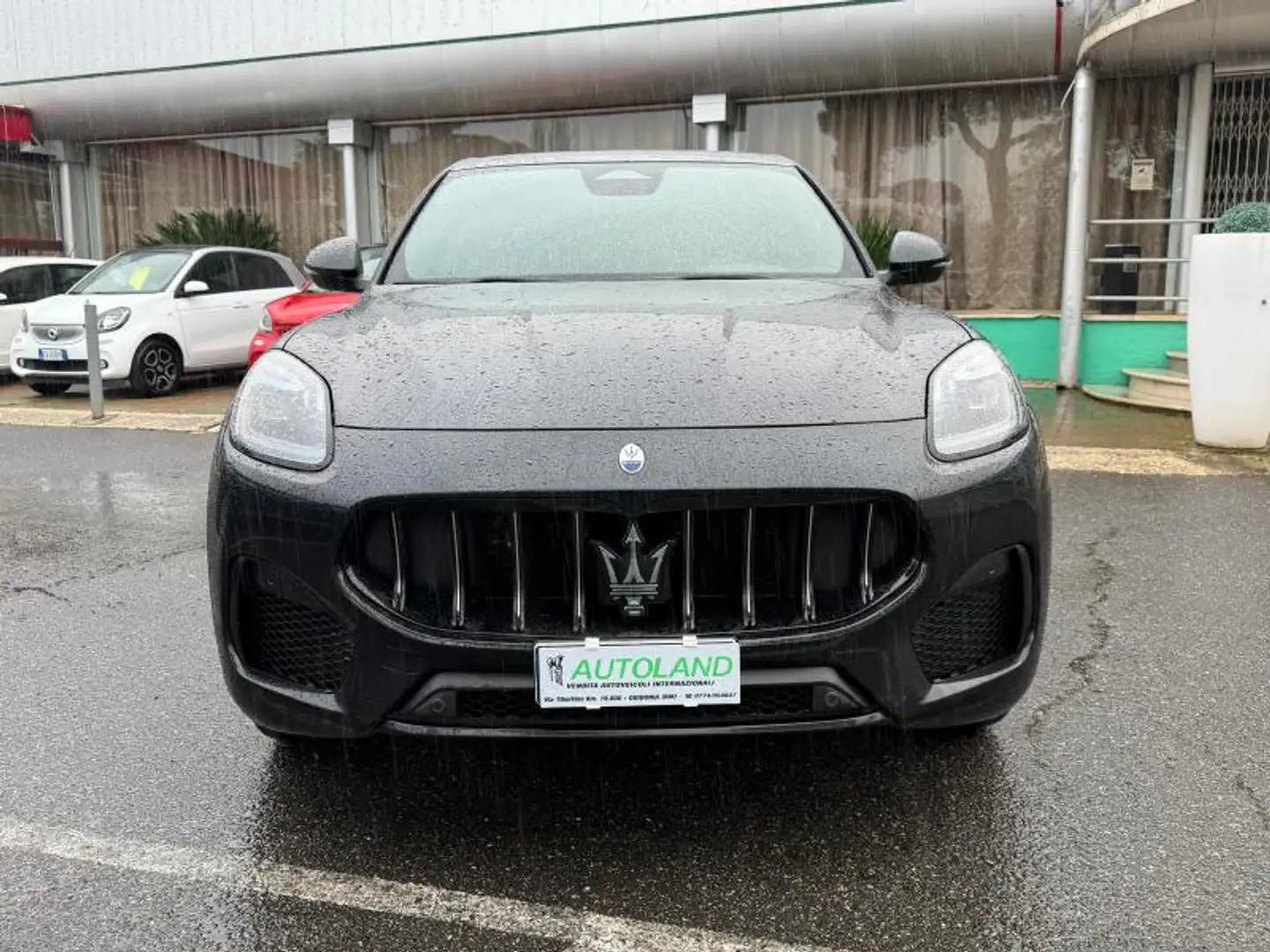 Maserati Grecale 2.0 mhev GT 300cv auto Nero - 2
