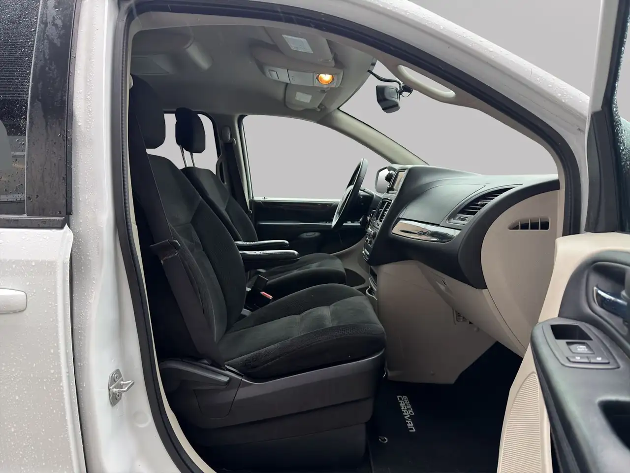 Dodge Grand Caravan fotografie Dodge Grand Caravan