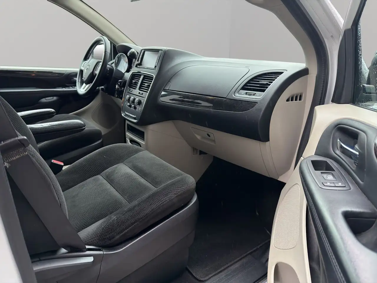 Dodge Grand Caravan fotografie Dodge Grand Caravan