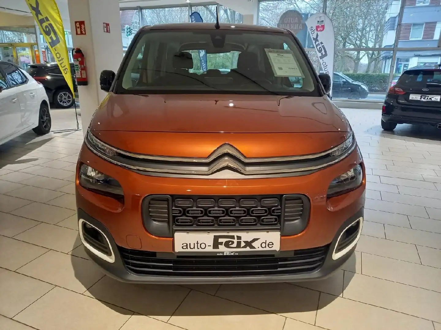 Citroen Berlingo Berlingo MPV Feel M Braun - 1