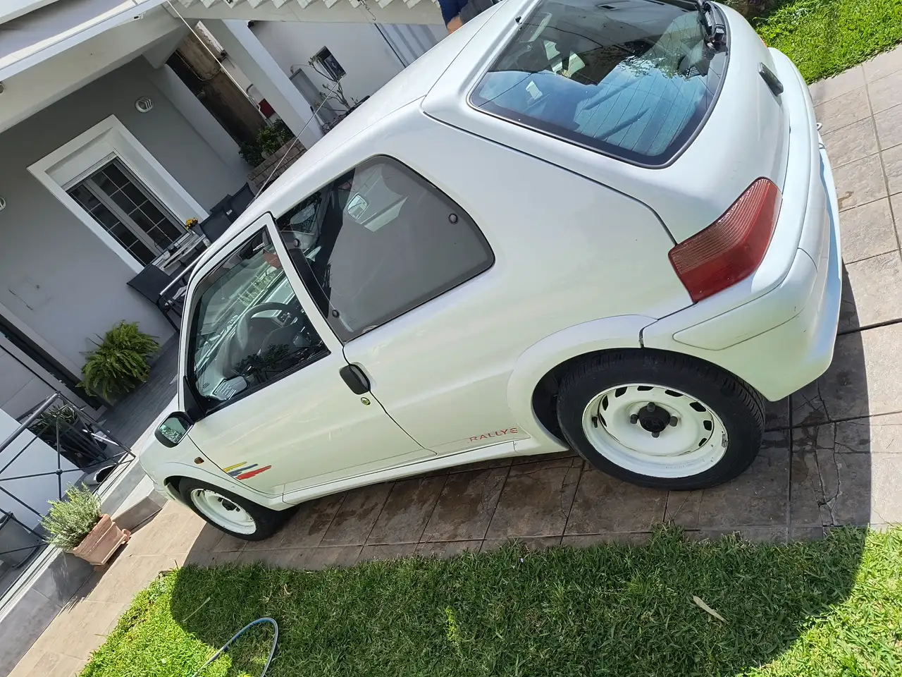 Peugeot 106 3p 1.6 Rallye, foto 3