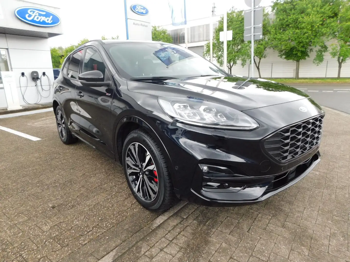 Ford Kuga ST-Line X Automatik Allrad Negro - 1