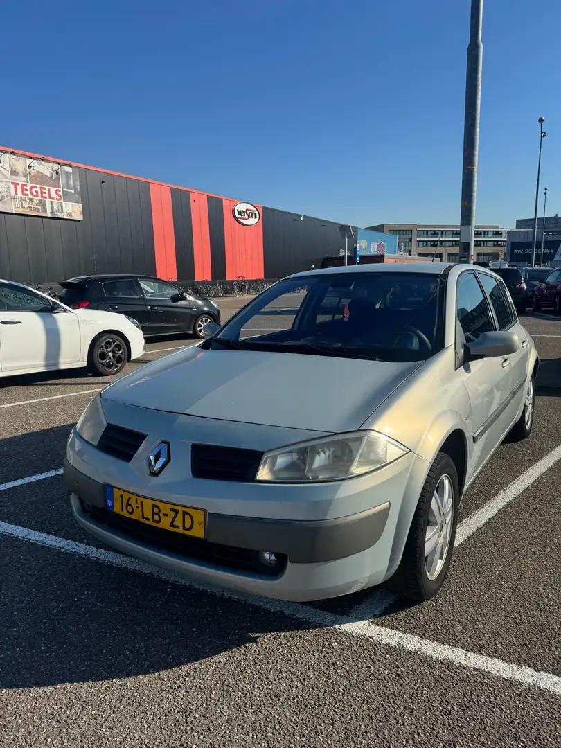 Renault Megane 1.4-16V Dynam. Luxe Gri - 1