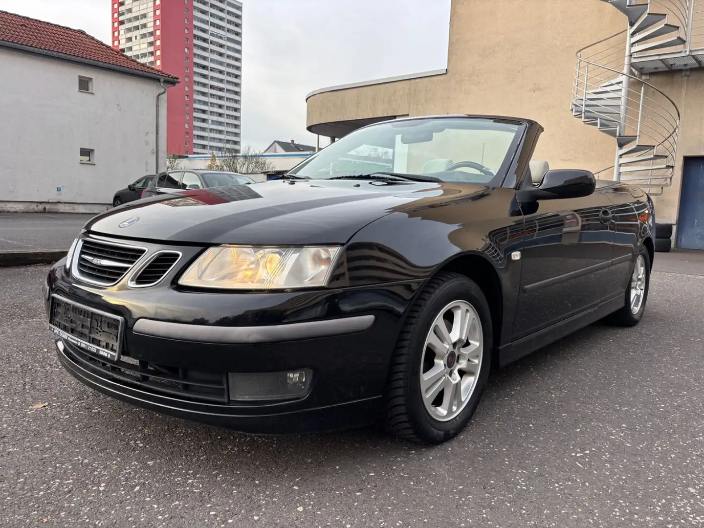 Saab 9-3 Cabriolet 1.8 T Linear Schwarz - 1