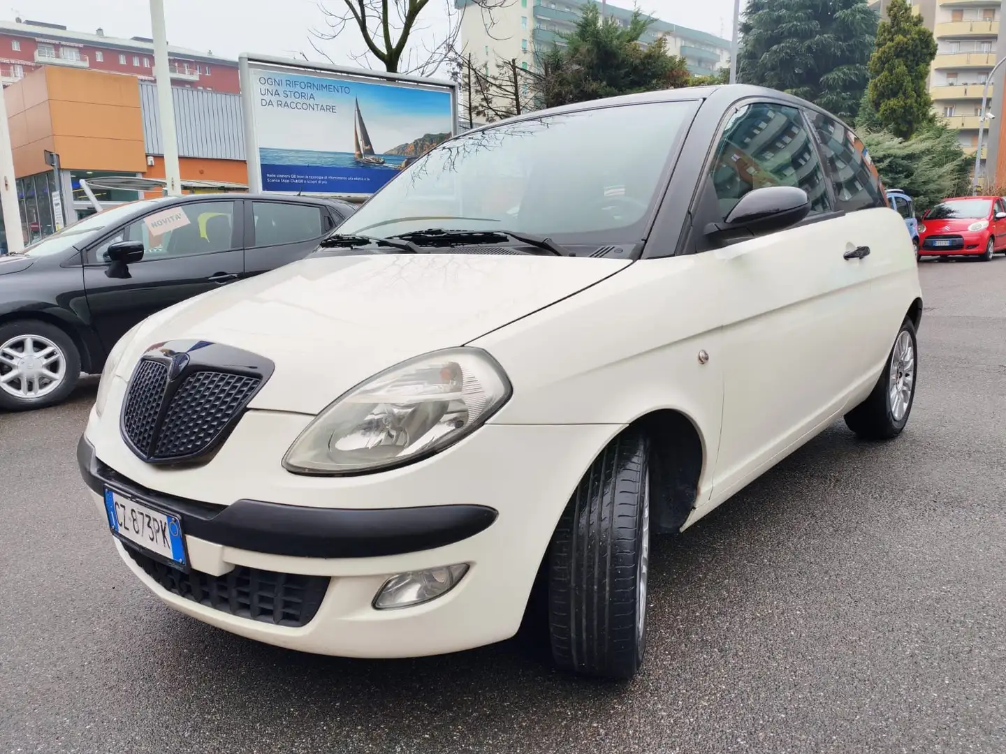 Lancia Ypsilon TETTO APRIBILE !!! Nero - 2