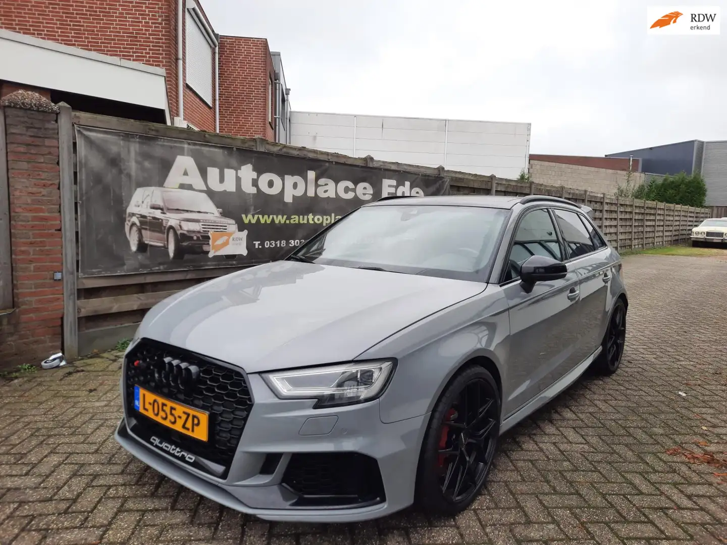 Audi RS3 A3 Sportback 2.5 TFSI quattro nardo grey 2018 Grijs - 1