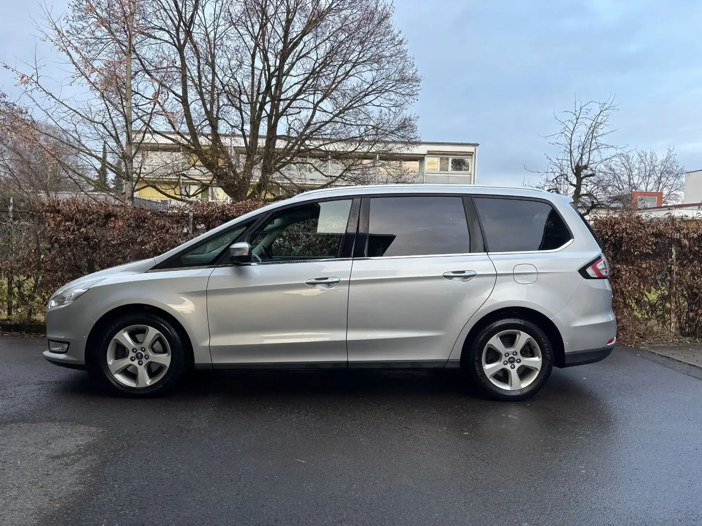 Ford Galaxy 2.0 TDCi Titanium AWD Start/Stopp Silber - 1