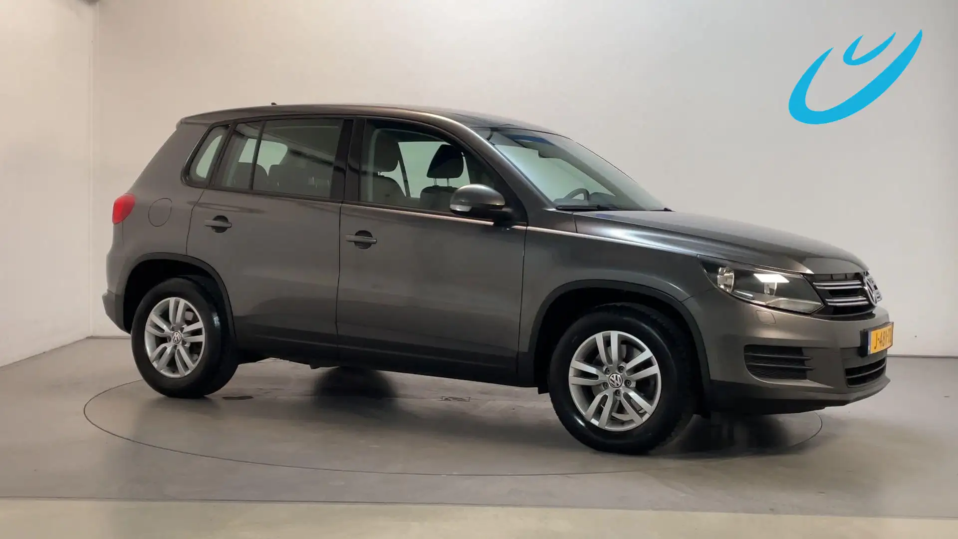 Volkswagen Tiguan 1.4 TSI Sport&Style Navigatie Parkeersensoren Stoe Gris - 1