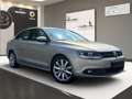 Volkswagen Jetta Highline Schiebedach Navi Sitzheizung AHK Beige - thumbnail 2