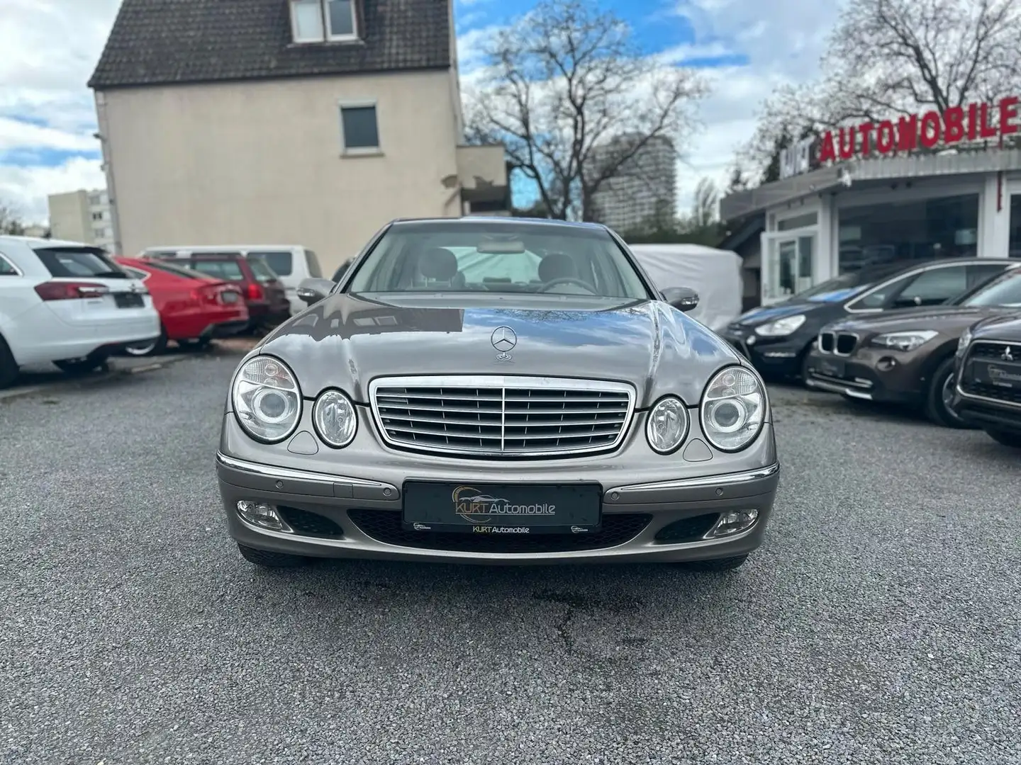 Mercedes-Benz E 320 Lim.-AUTM.-STH-SHZ-NAVI-AHK-PDC-8 Fach Alu Argent - 2