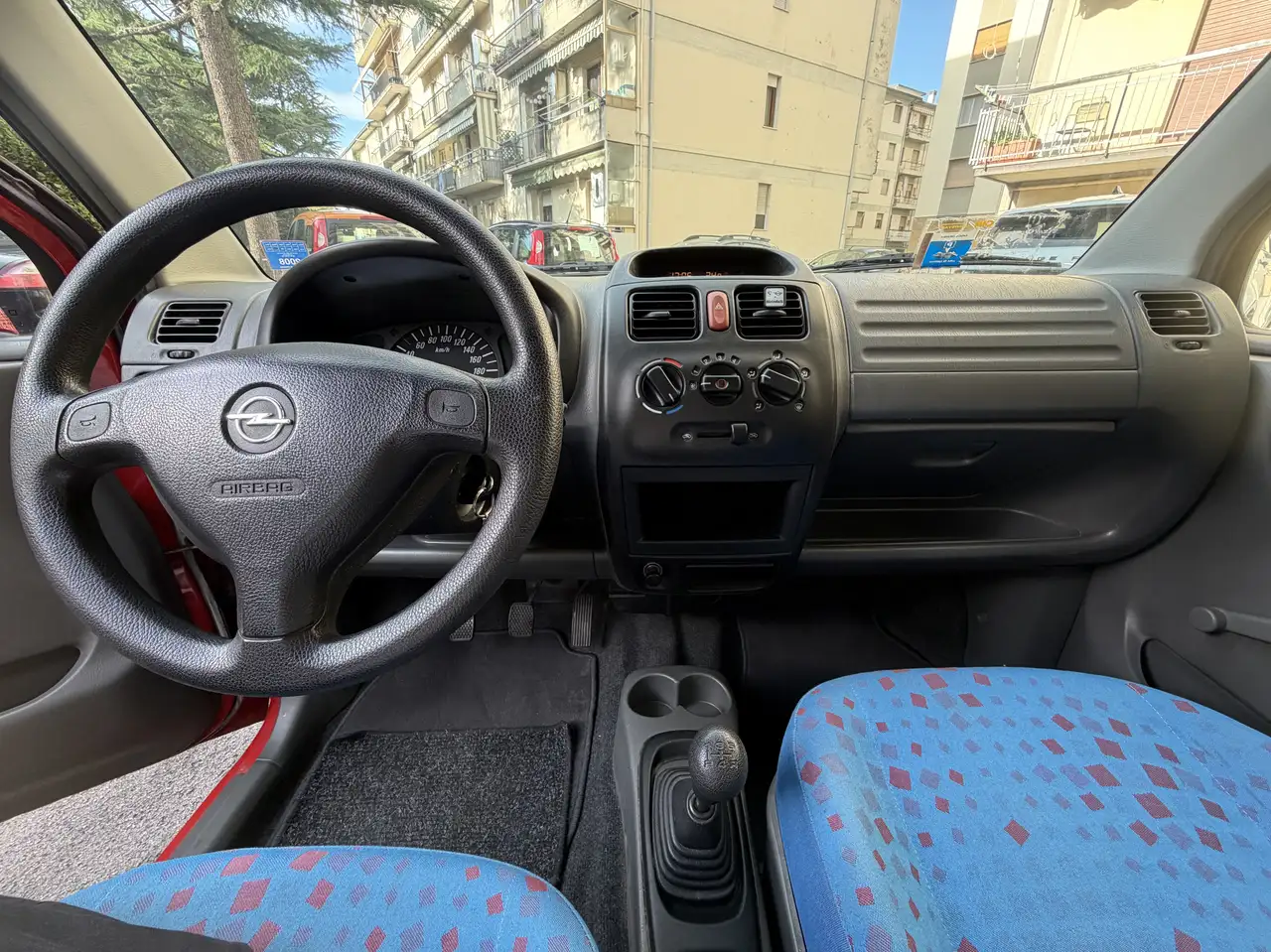 Opel Agila 1.0 12v Comfort, foto 9